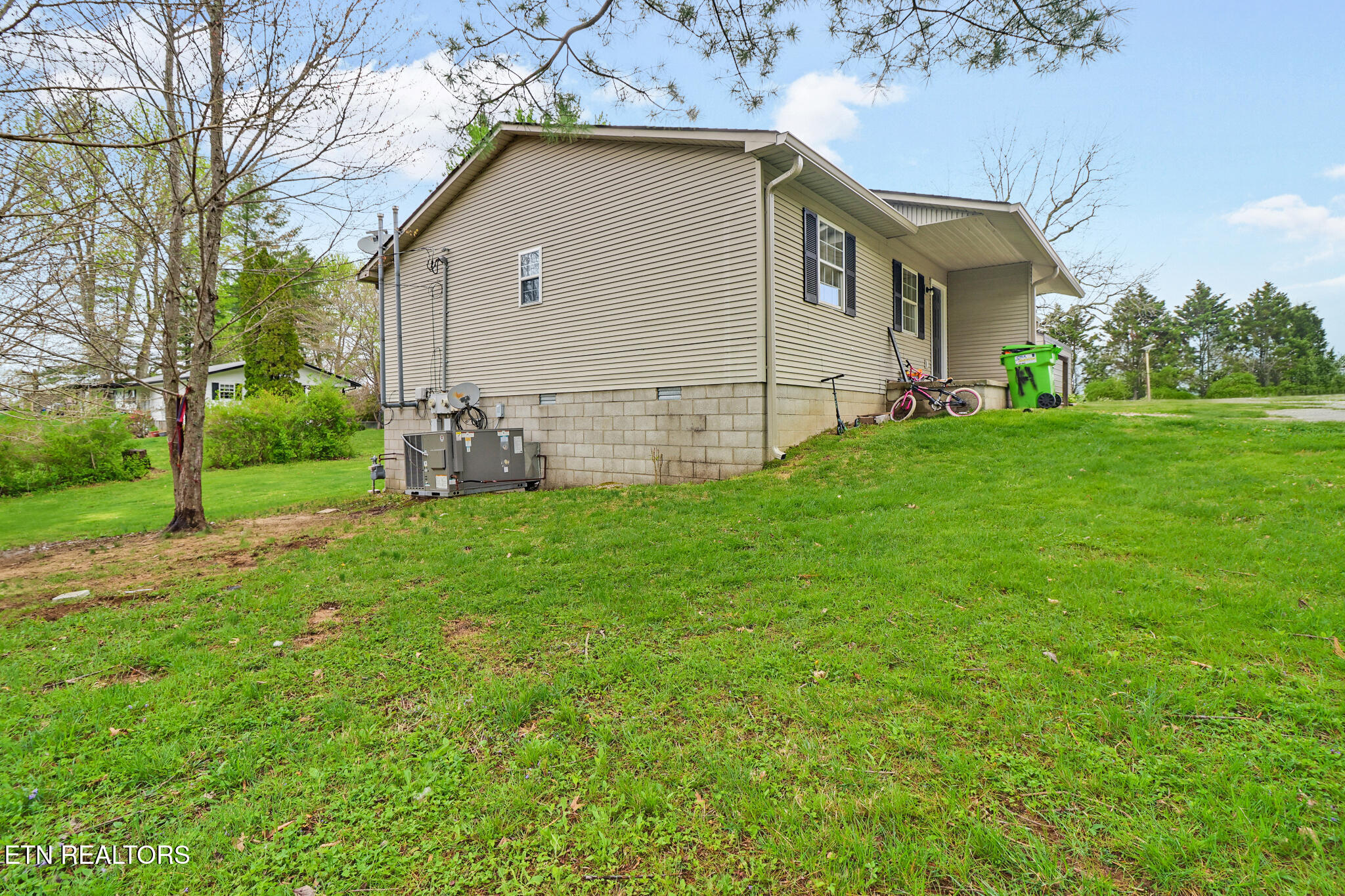 3246 Pow Camp Road Crossville TN 38572