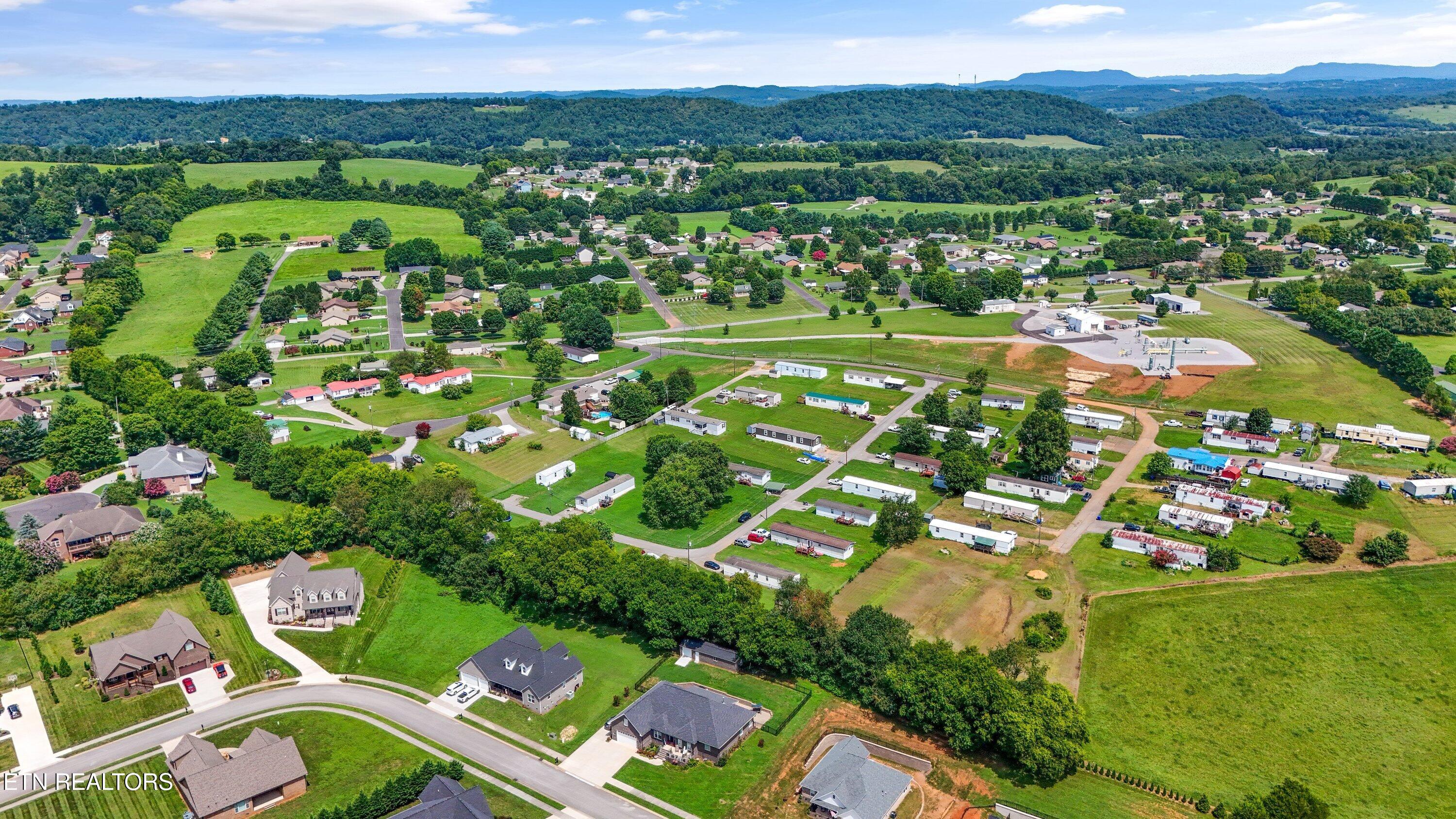 2330 Maxwell Lane Sevierville TN 37876