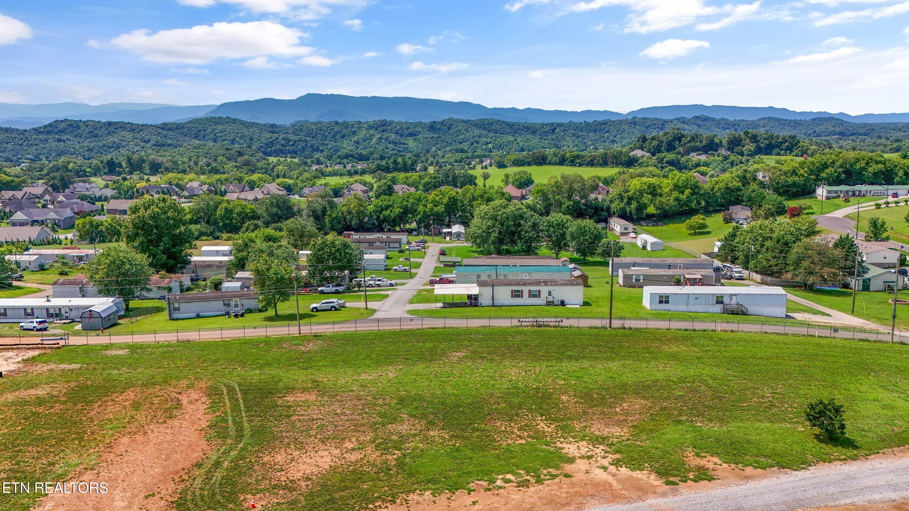 2330 Maxwell Lane Sevierville TN 37876