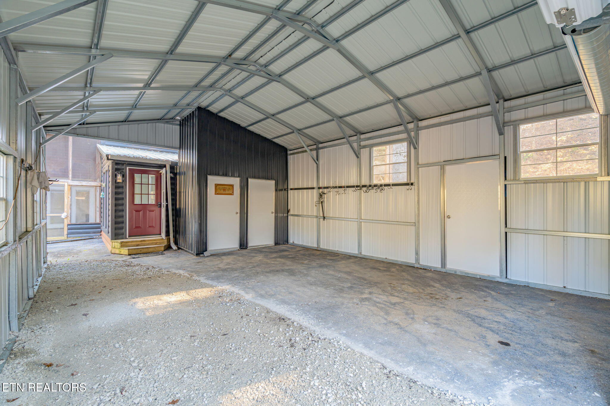 135 White Creek Court Deer Lodge TN 37726