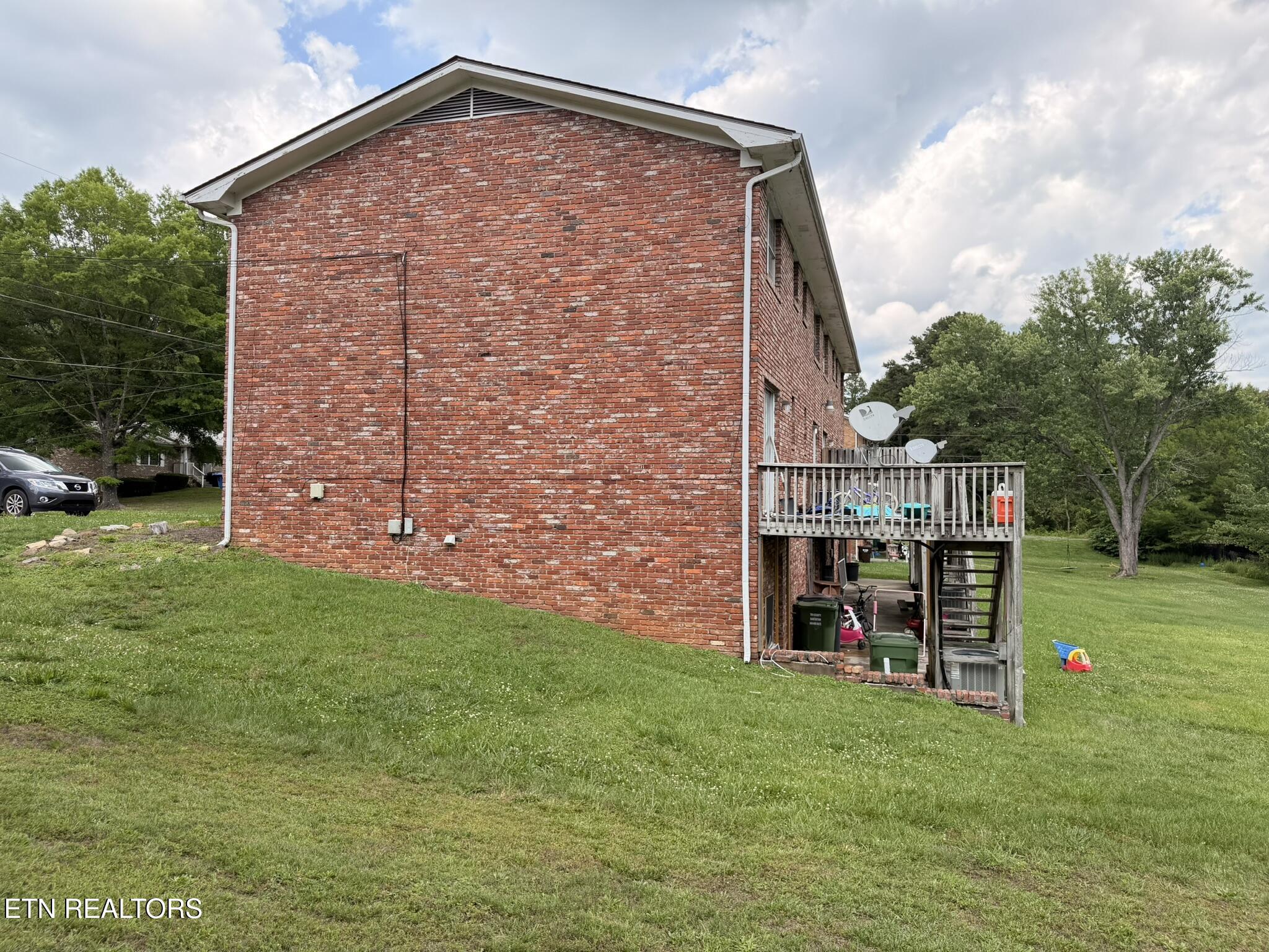 2828 NE Colt Drive Knoxville TN 37918