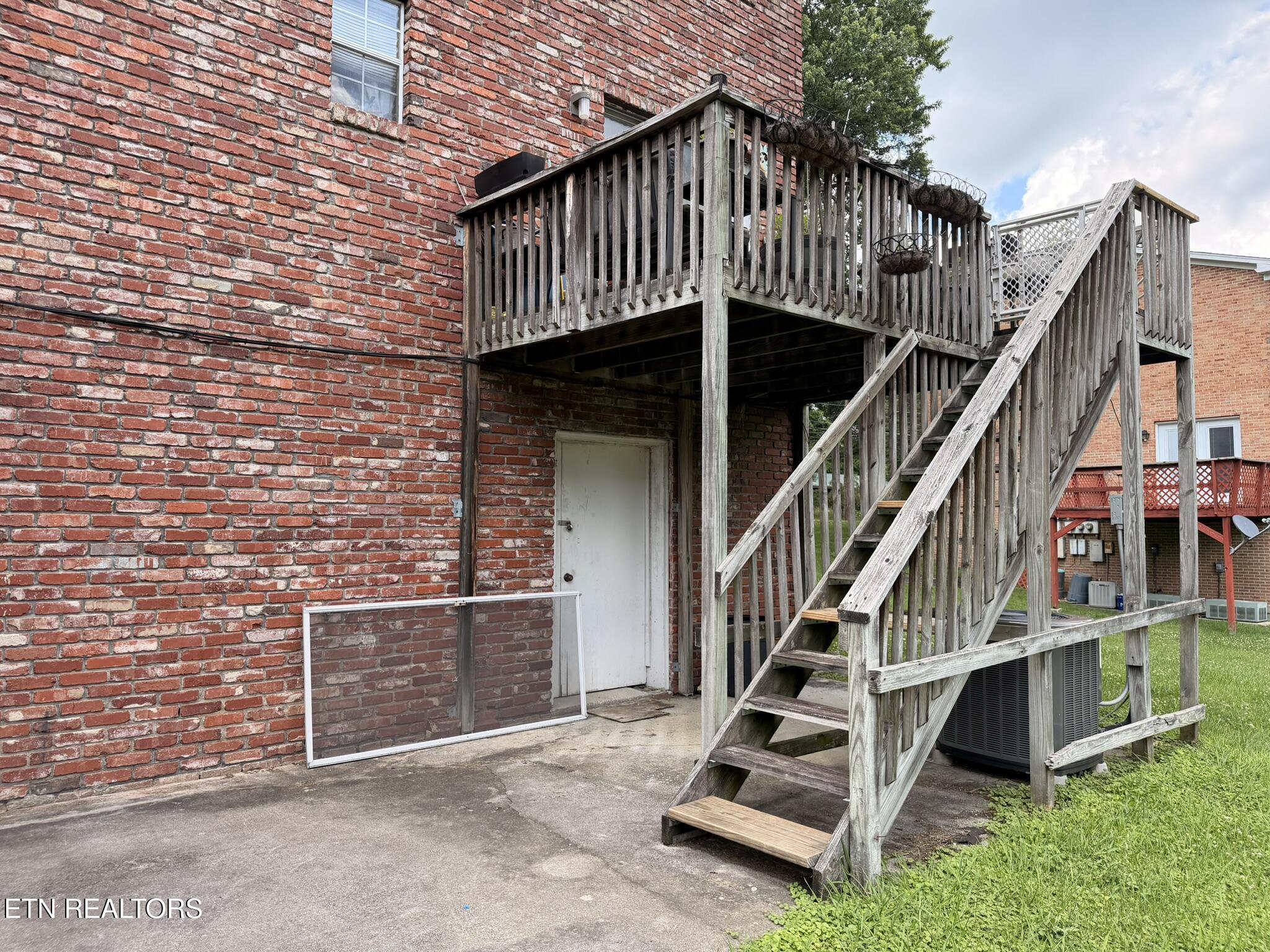 2828 NE Colt Drive Knoxville TN 37918