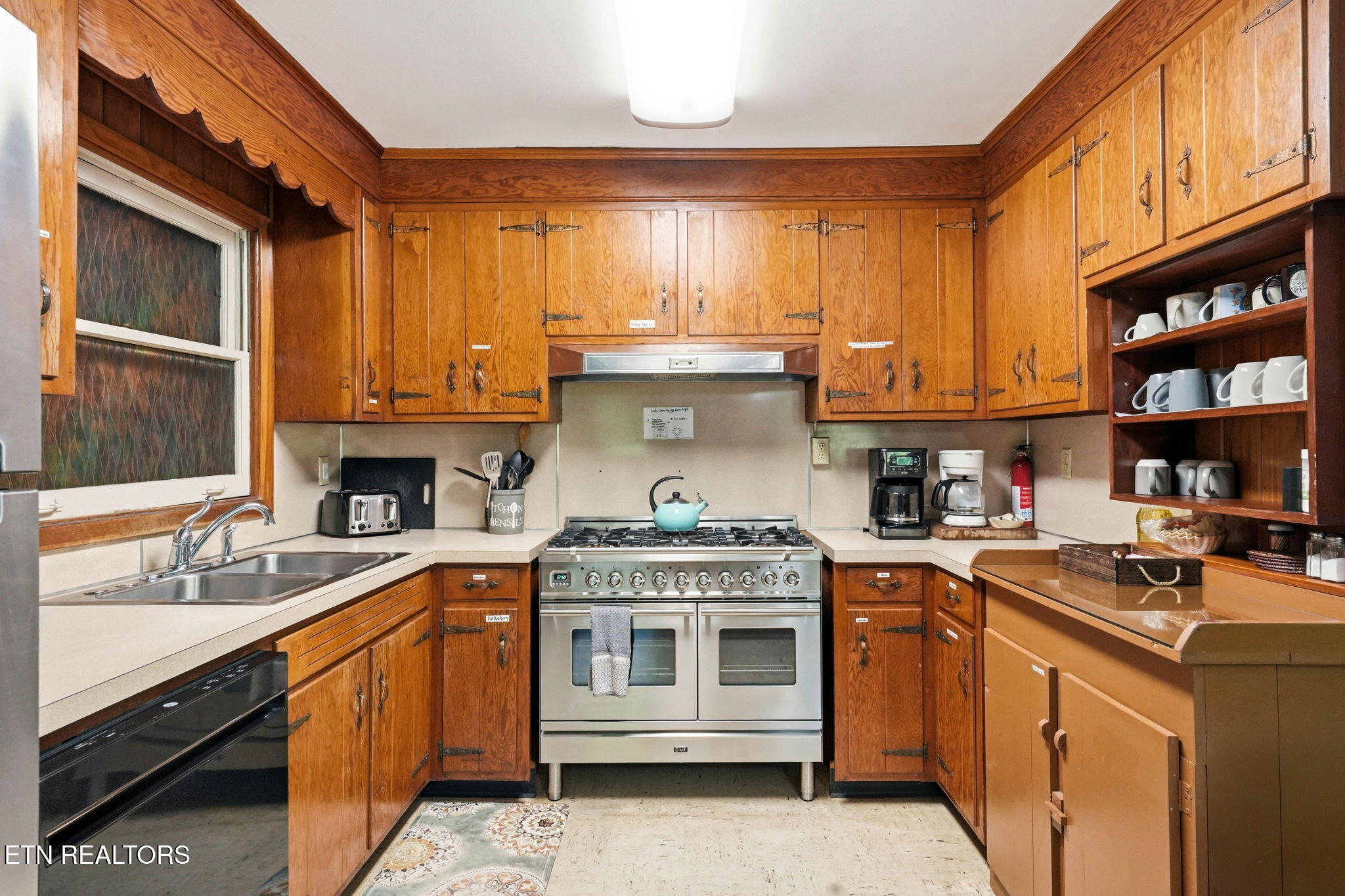 383 S Tva Road Bristol TN 37620