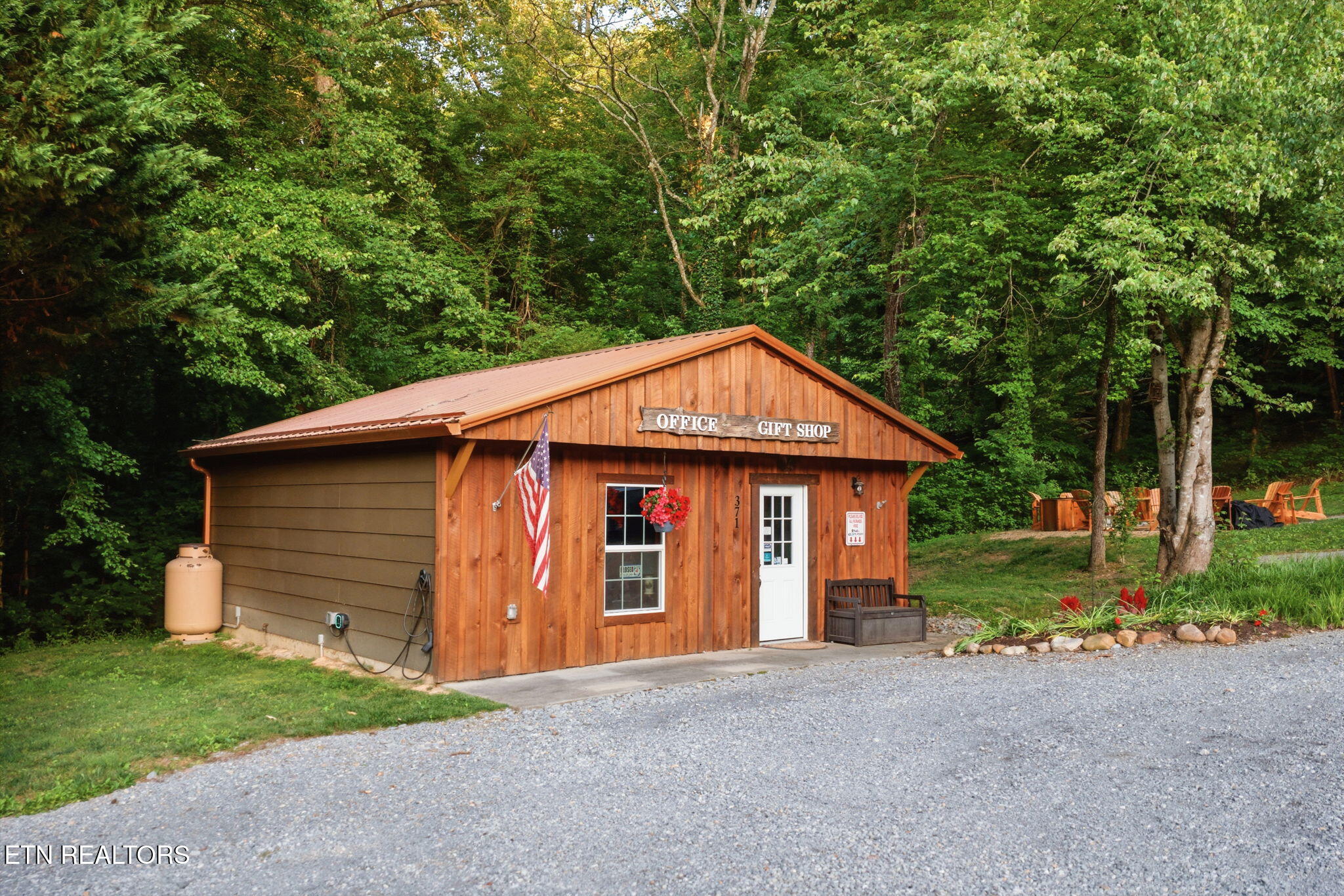 383 S Tva Road Bristol TN 37620