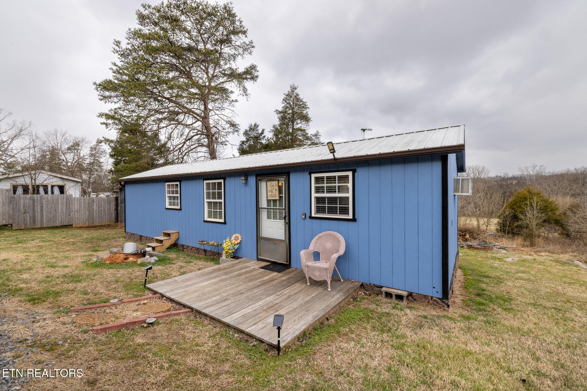 833 & 825 Elder Lane Kodak TN 37764