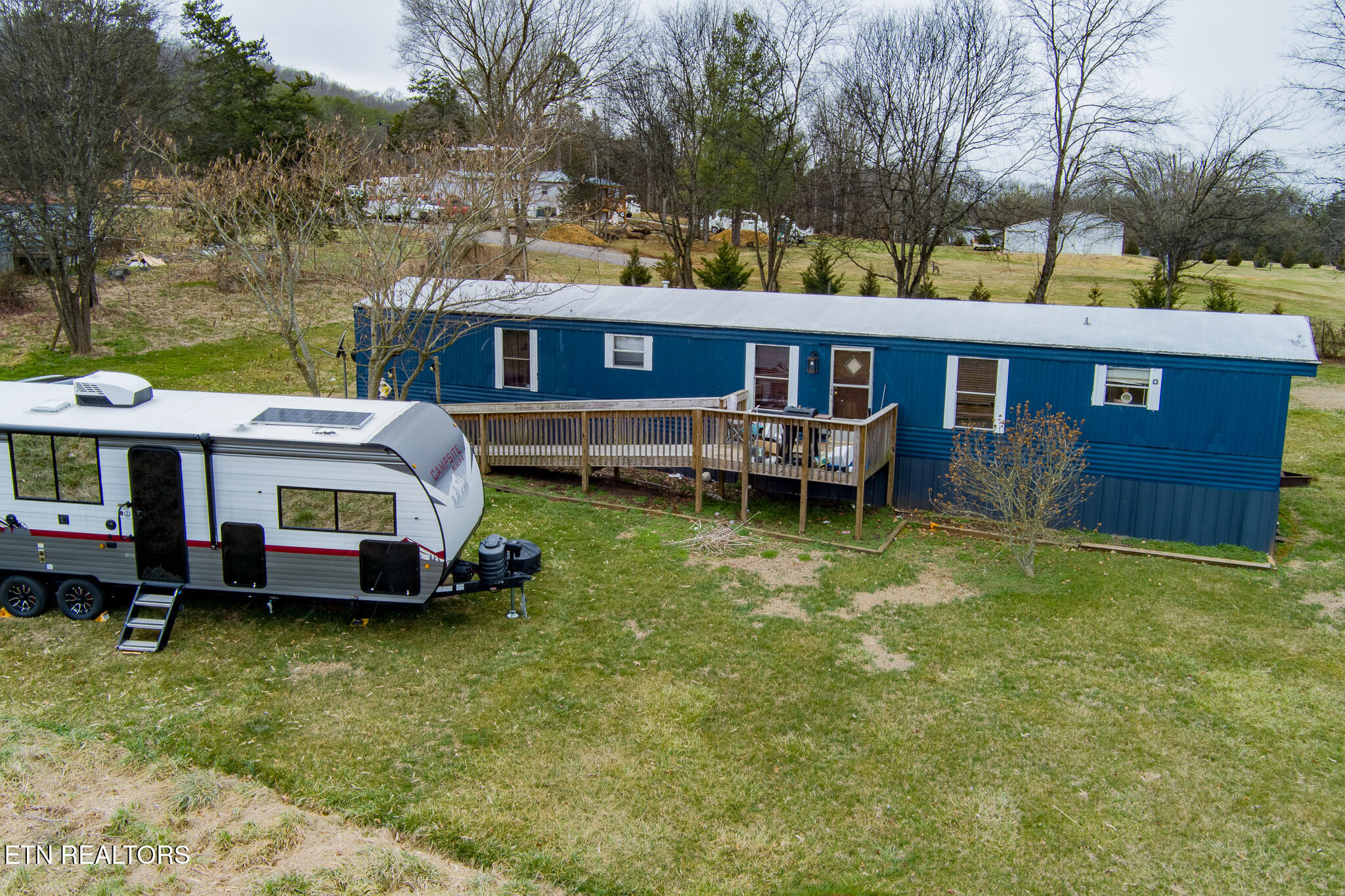 833 & 825 Elder Lane Kodak TN 37764