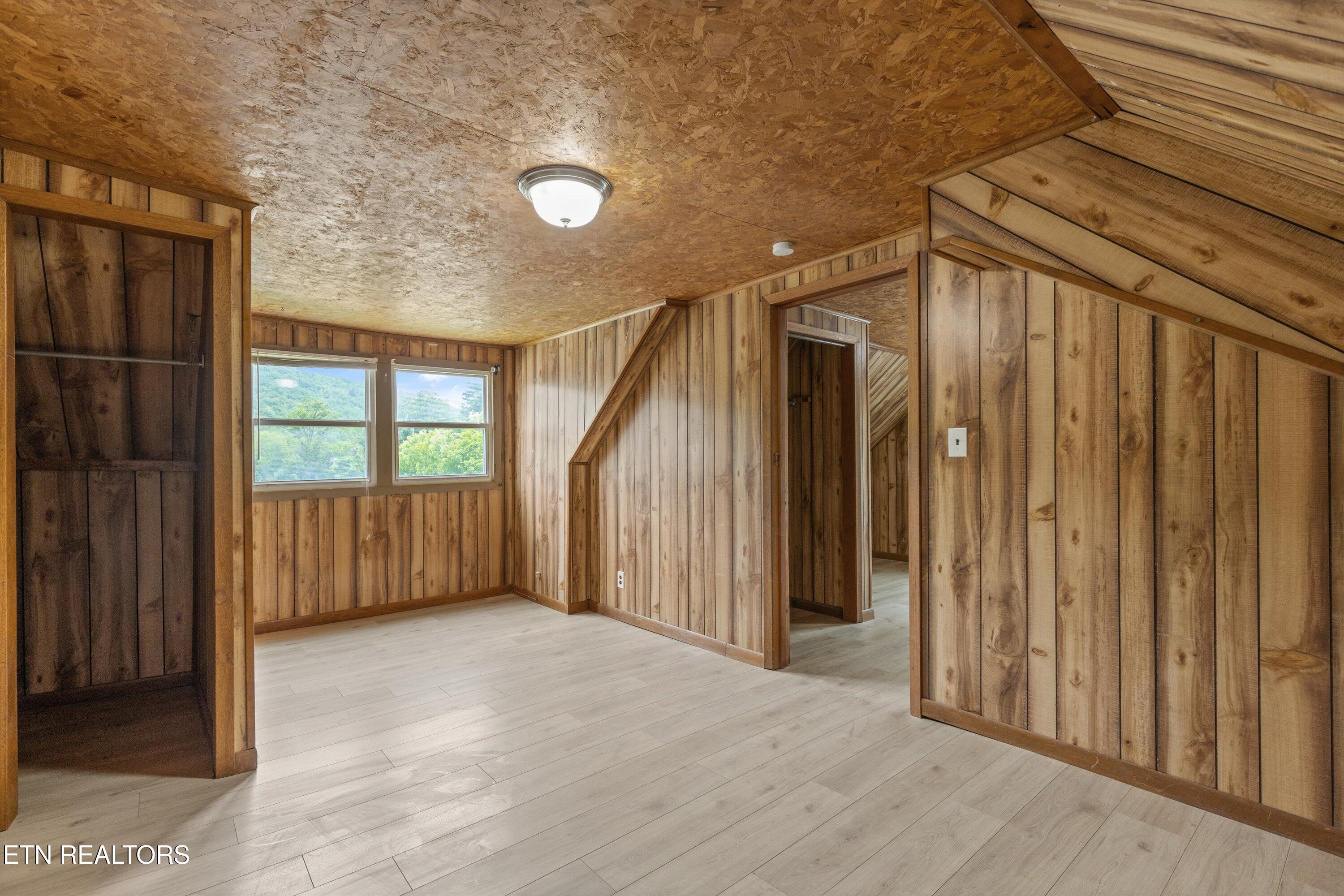 313 W Spring Street Oliver Springs TN 37840