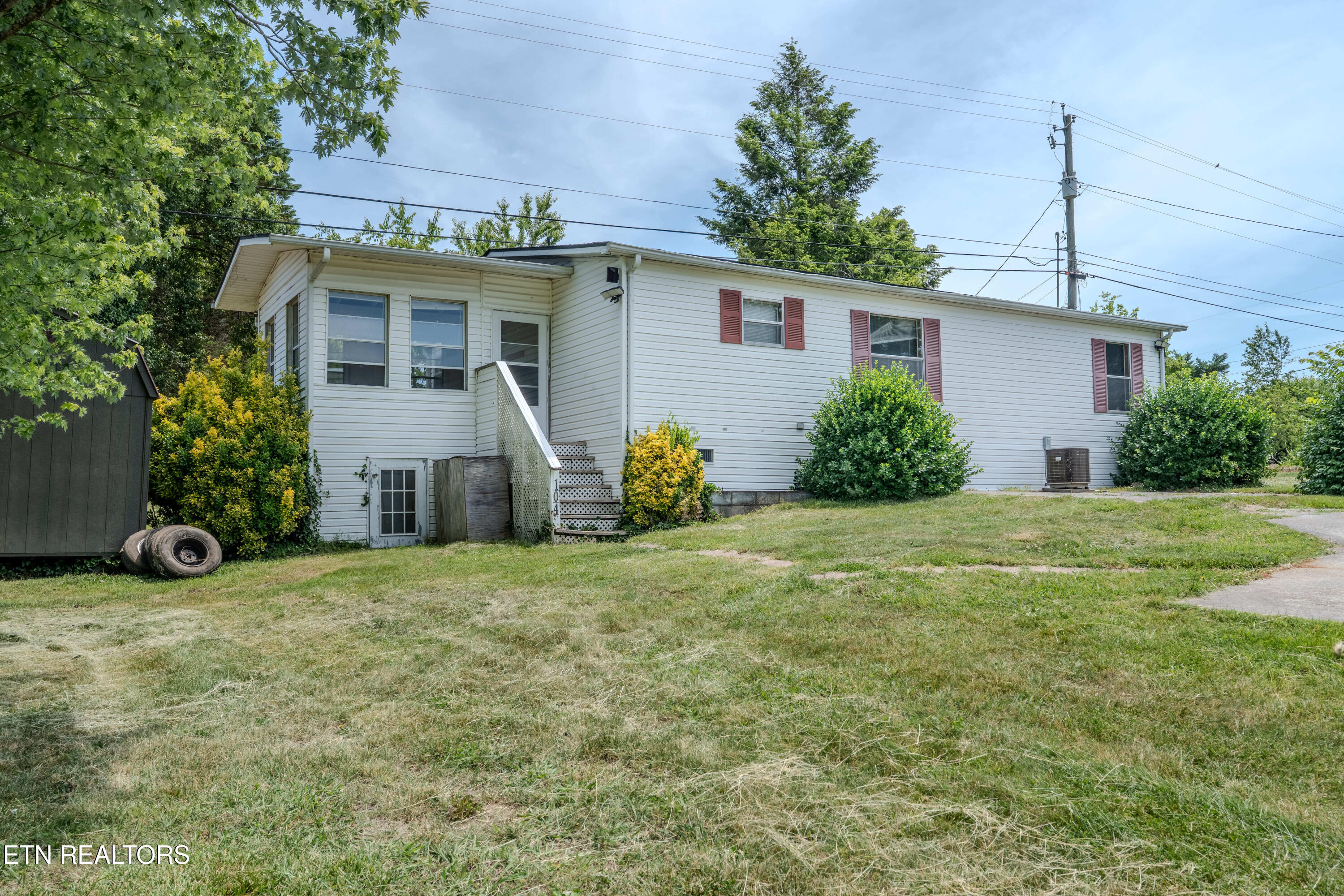 108 N Knob Creek Road Seymour TN 37865