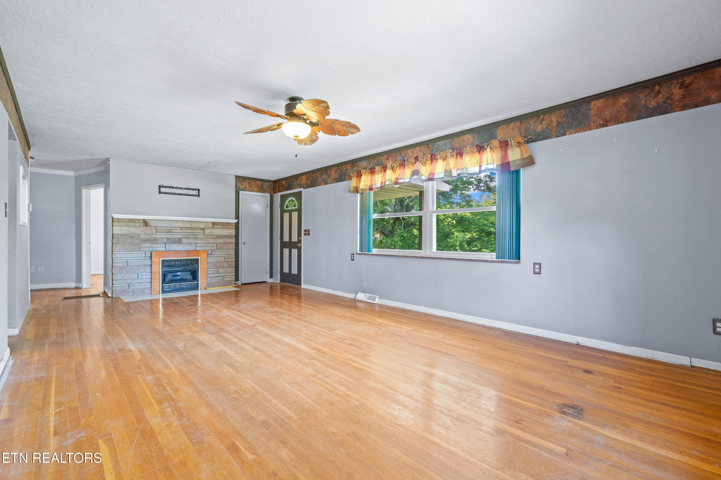 108 N Knob Creek Road Seymour TN 37865