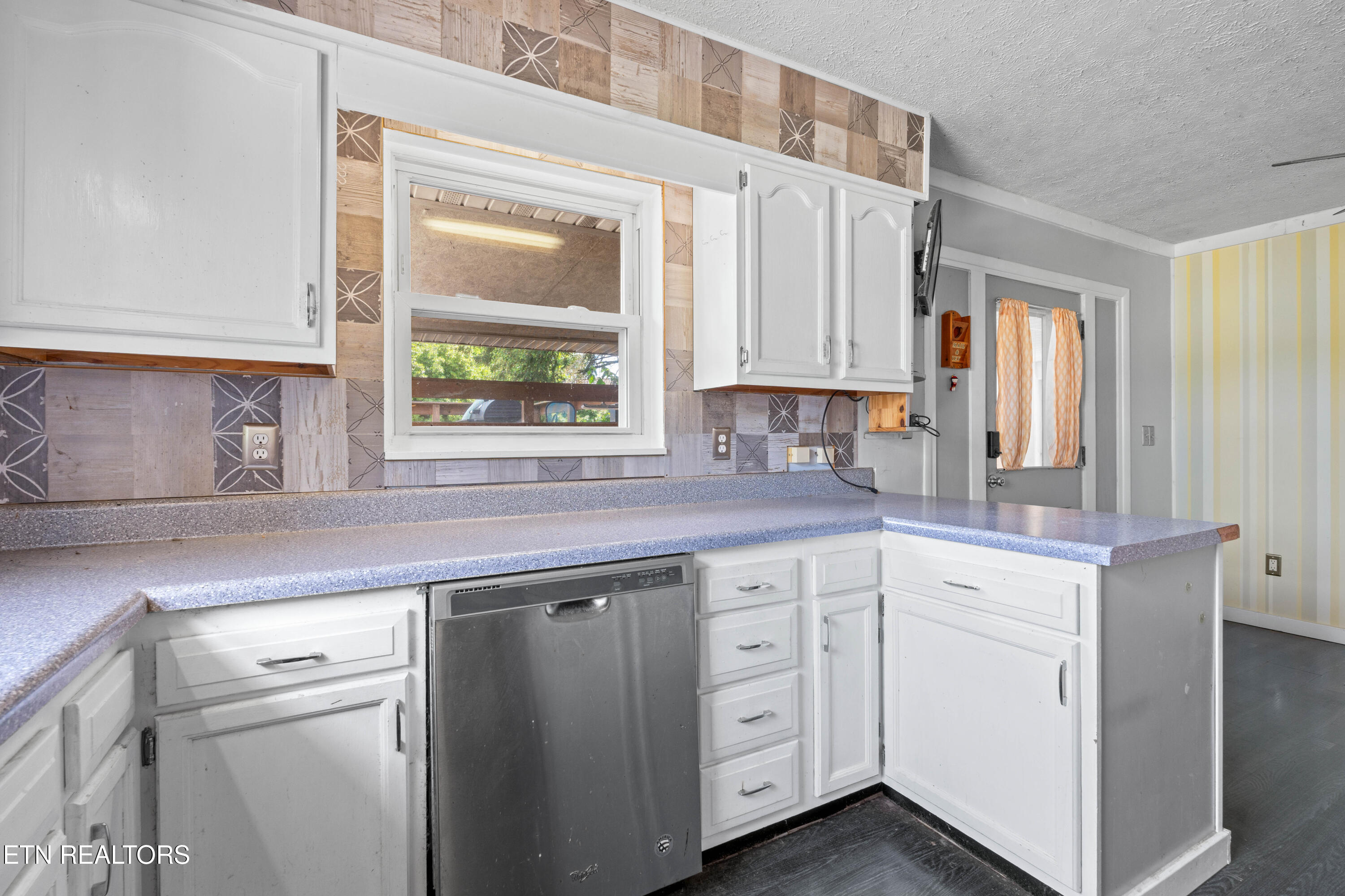 108 N Knob Creek Road Seymour TN 37865