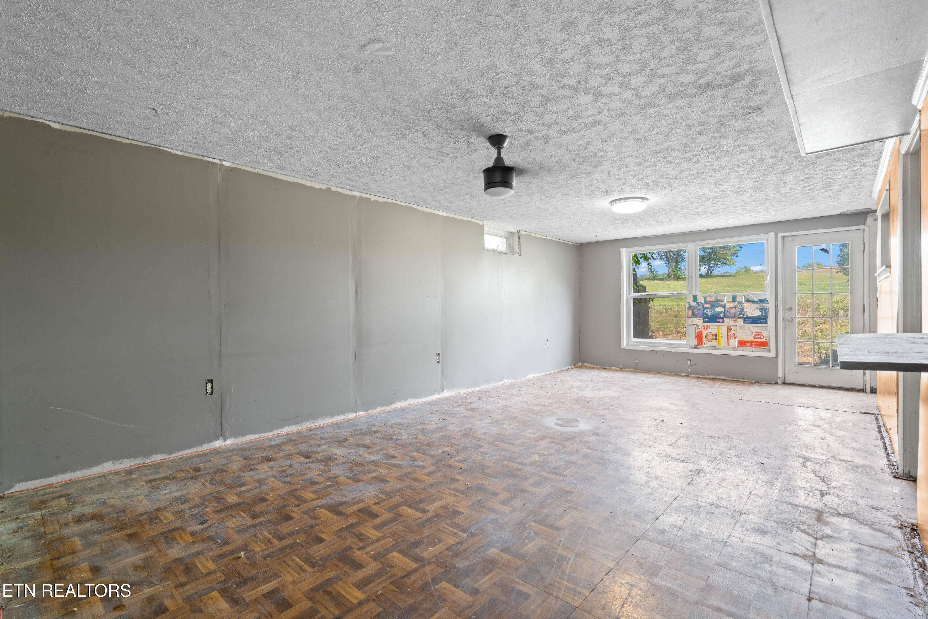 108 N Knob Creek Road Seymour TN 37865