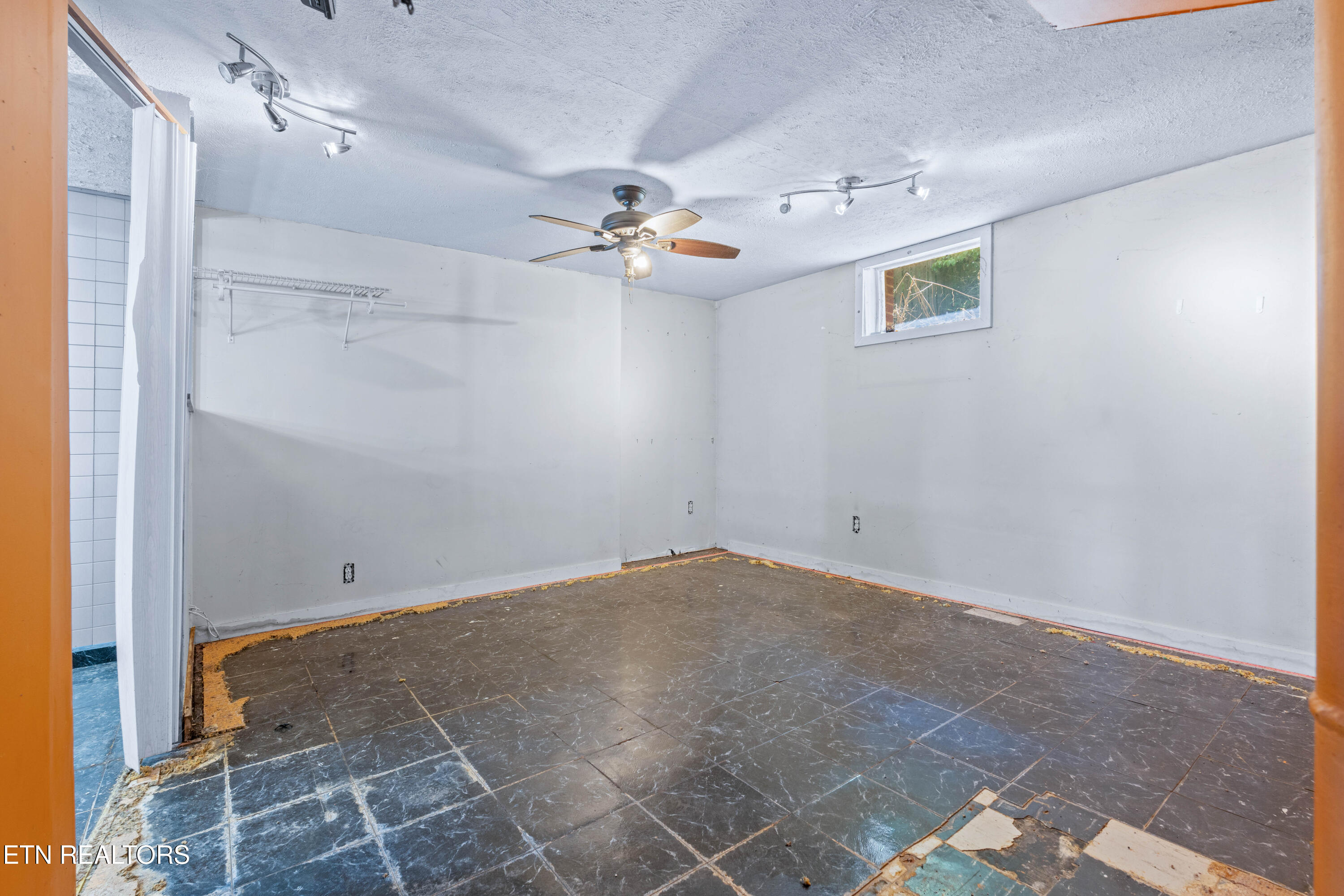108 N Knob Creek Road Seymour TN 37865