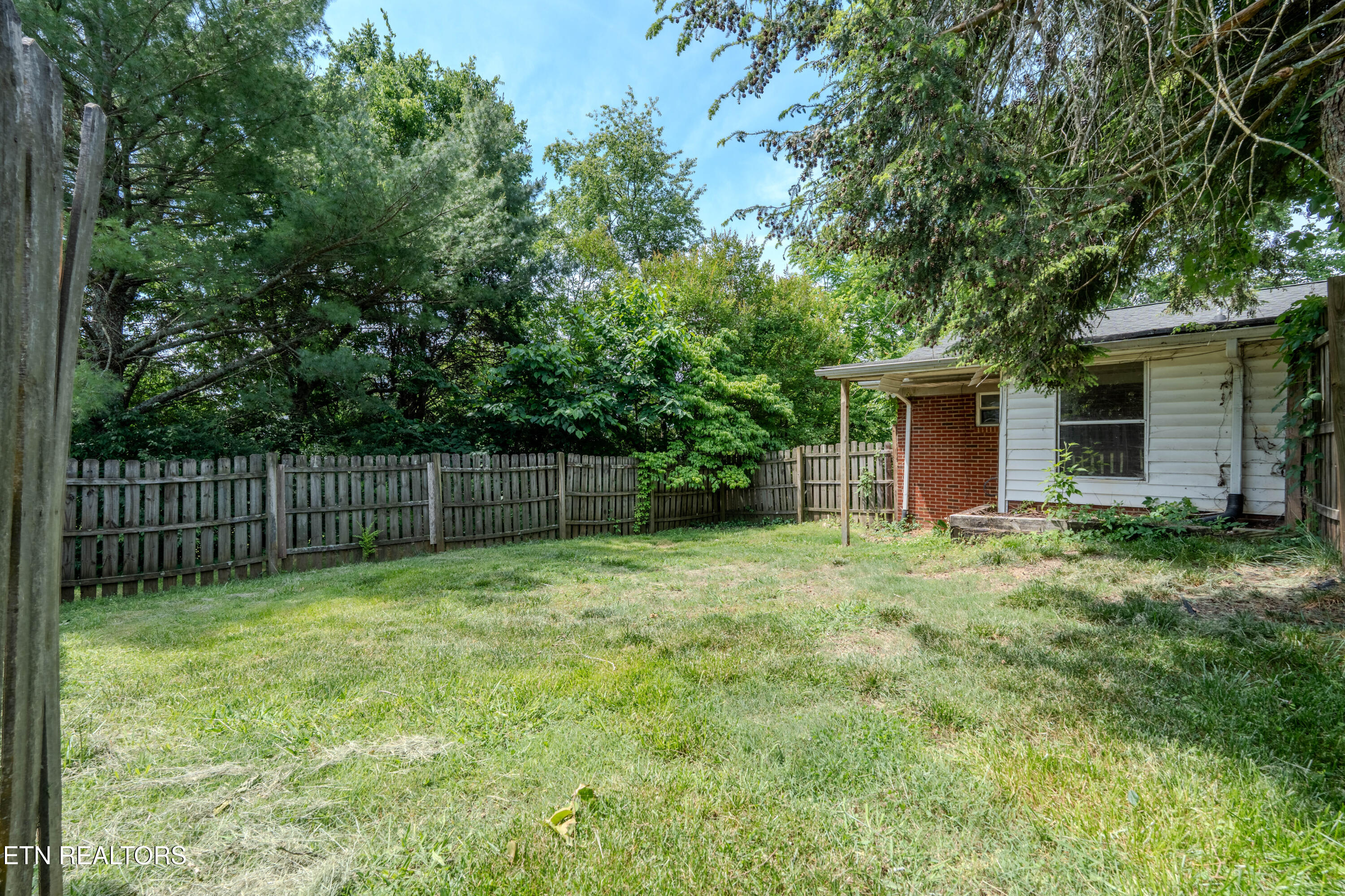 108 N Knob Creek Road Seymour TN 37865