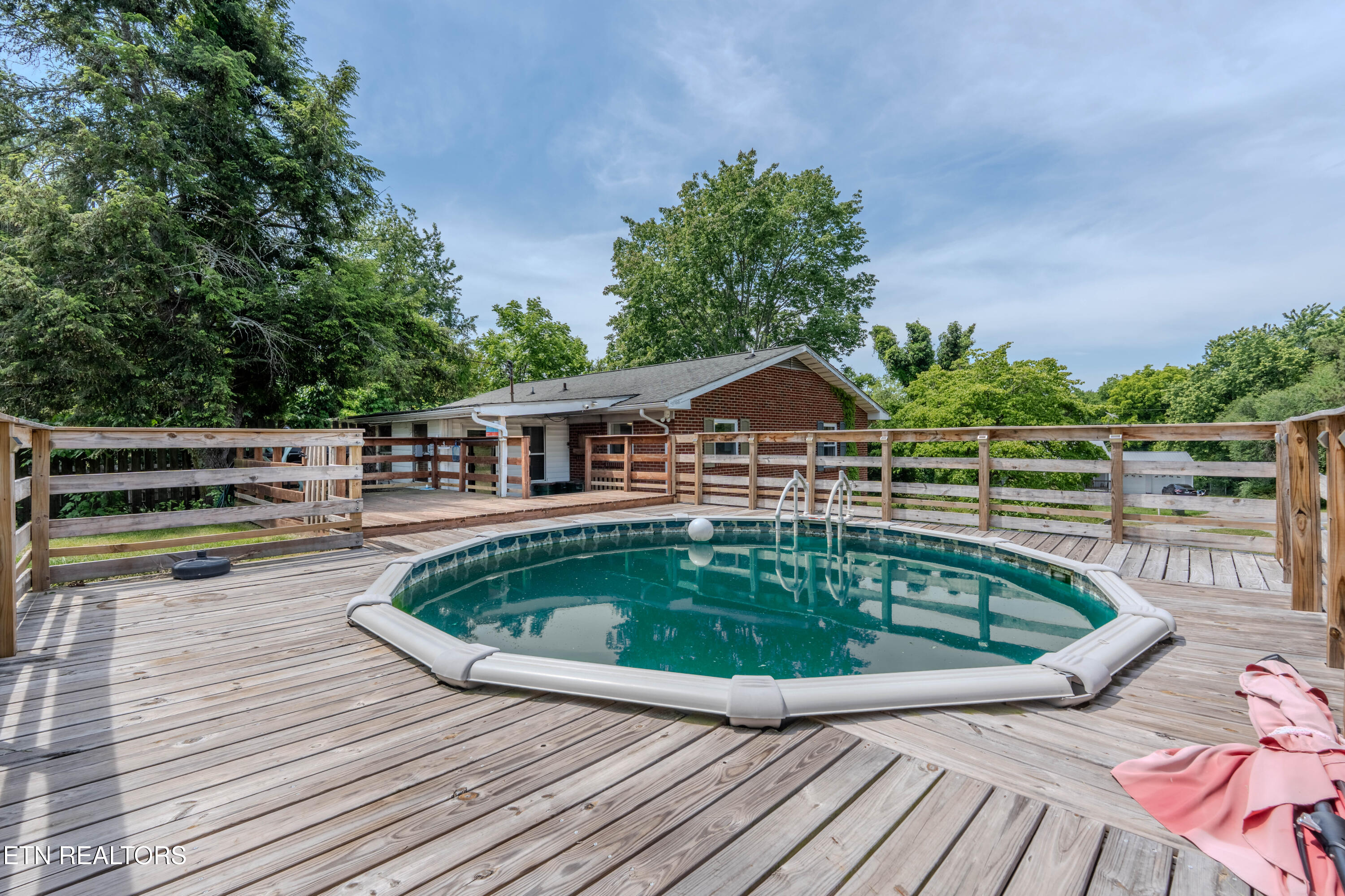 108 N Knob Creek Road Seymour TN 37865