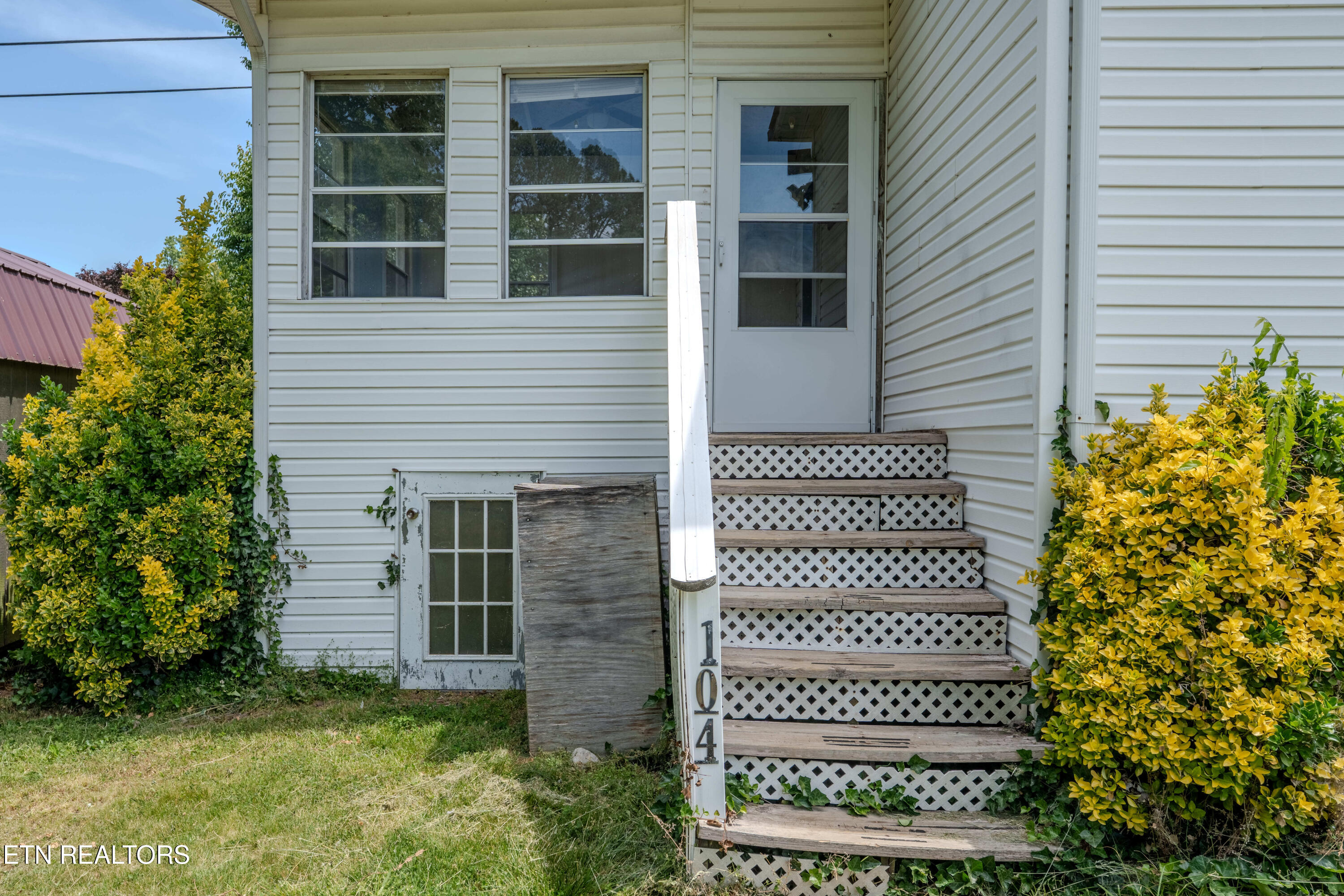 108 N Knob Creek Road Seymour TN 37865