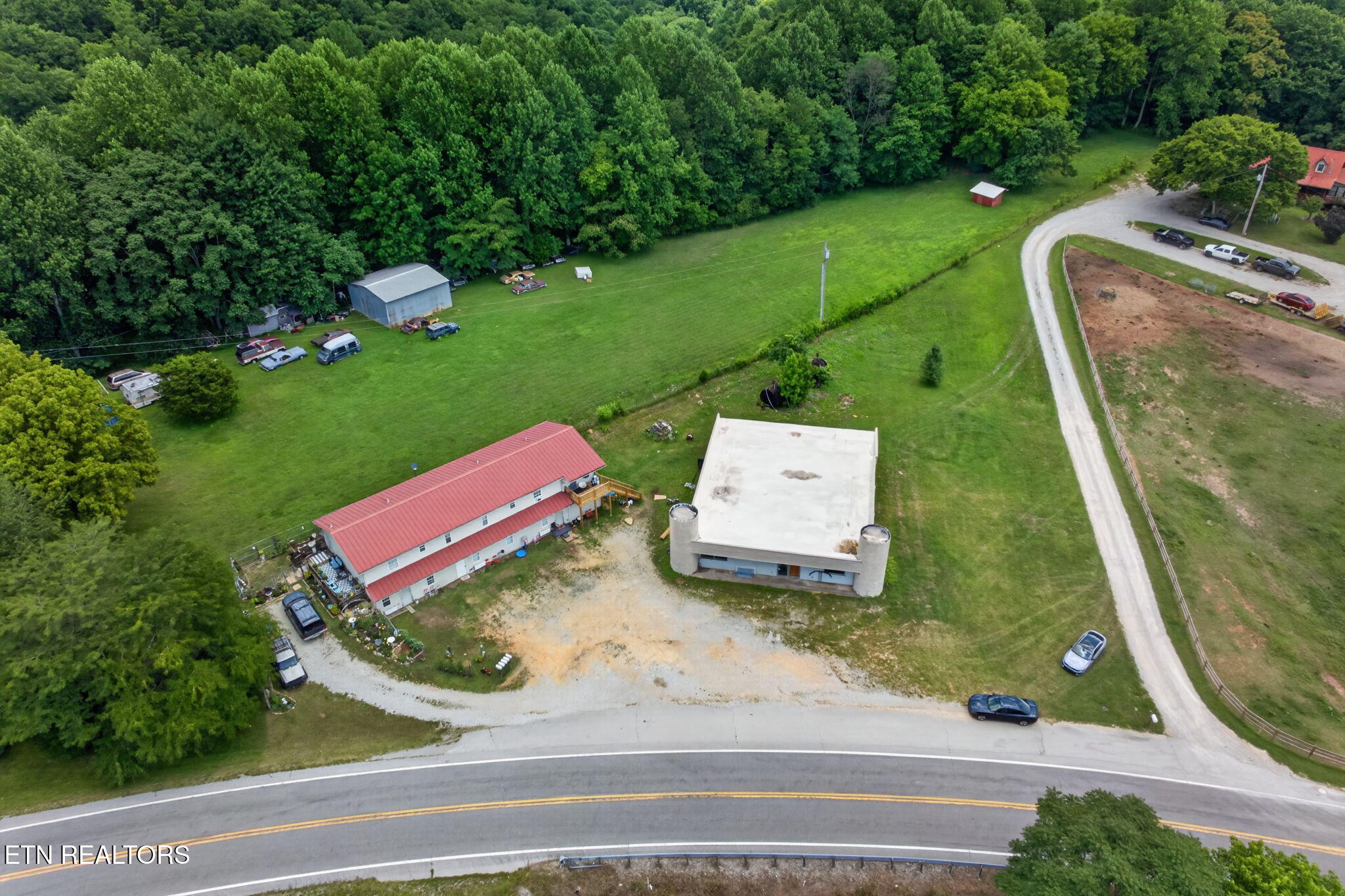 11279 Nashville Highway Baxter TN 38544