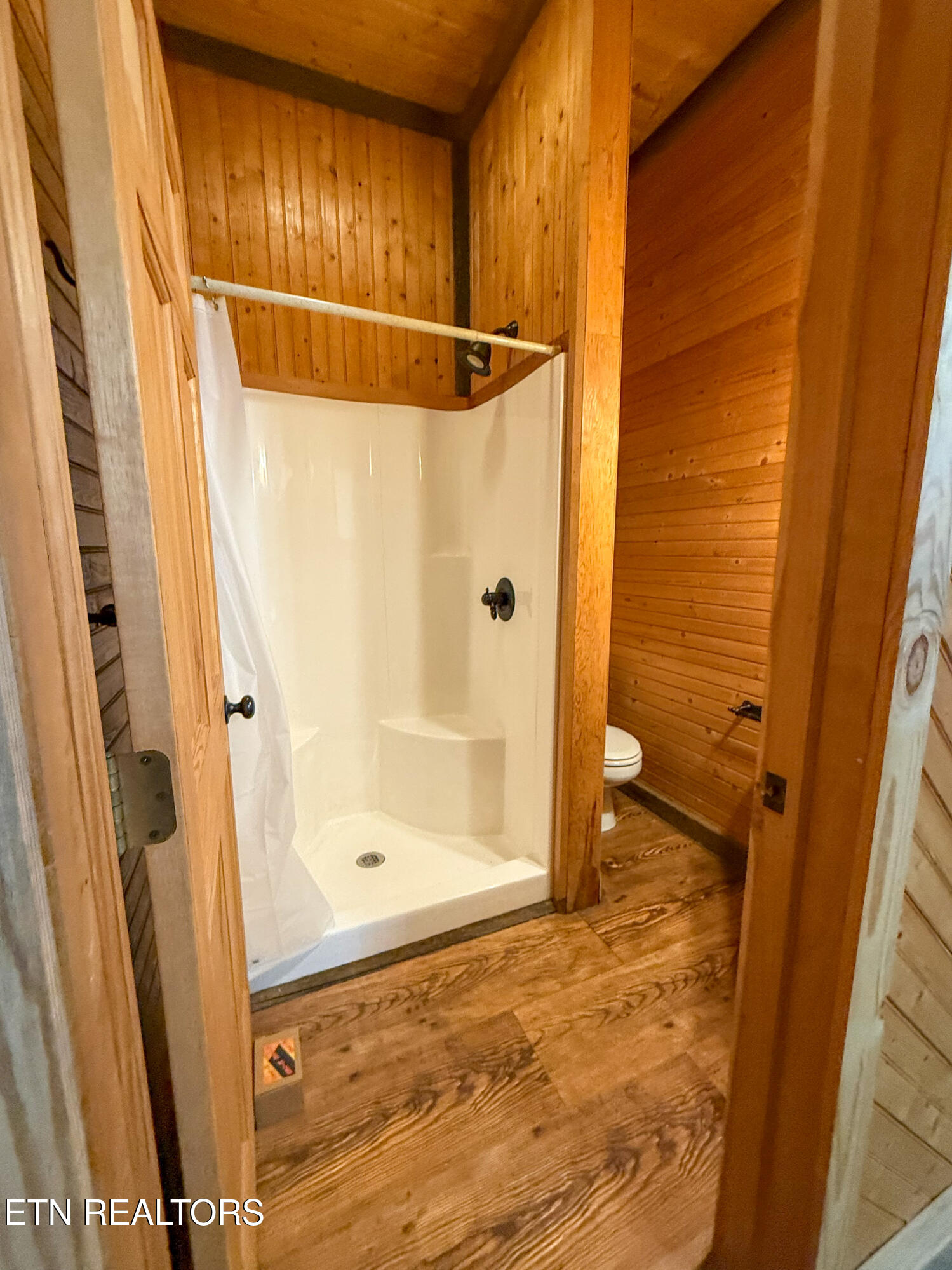 495 Bear Hollow Road Oneida TN 37841