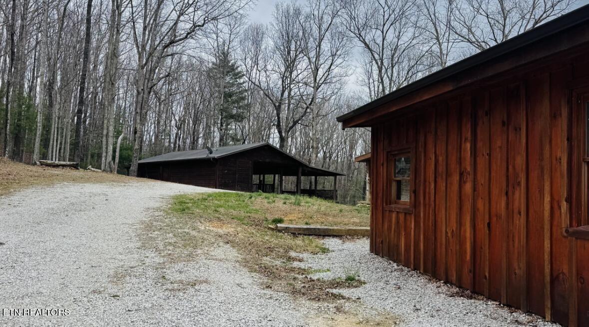 495 Bear Hollow Road Oneida TN 37841
