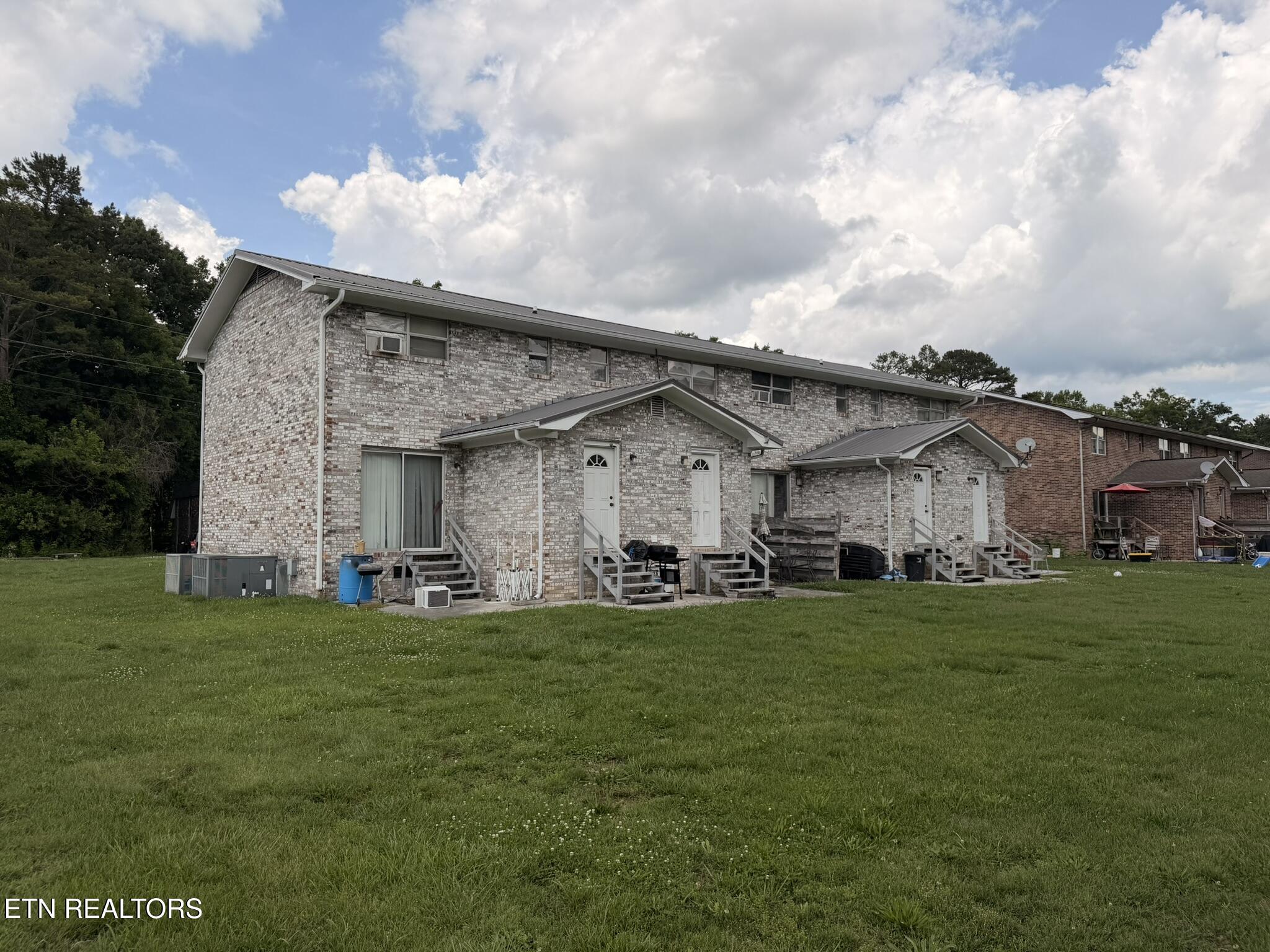 2816 NE Colt Drive Knoxville TN 37918