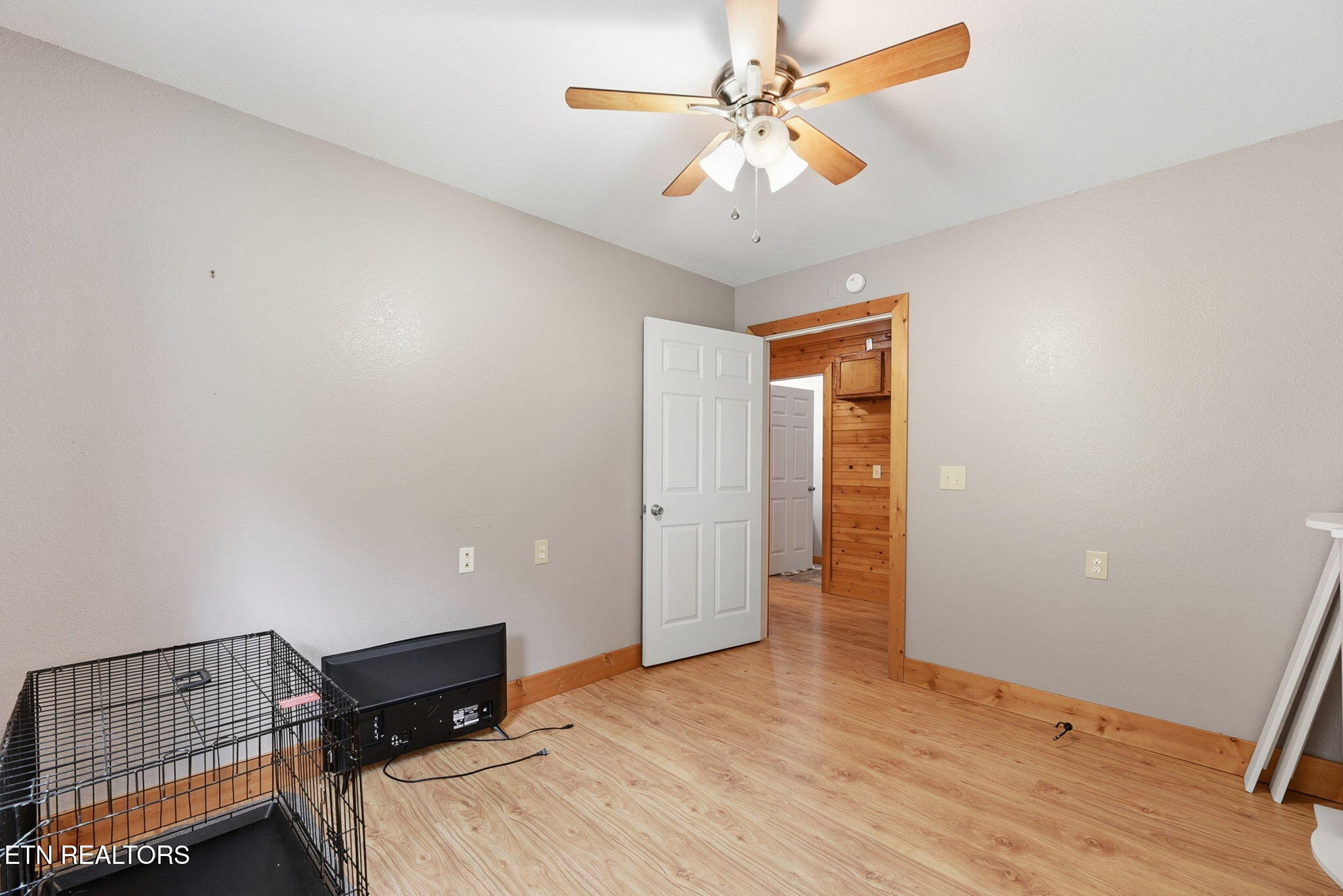 633 Russell Avenue Harriman TN 37748