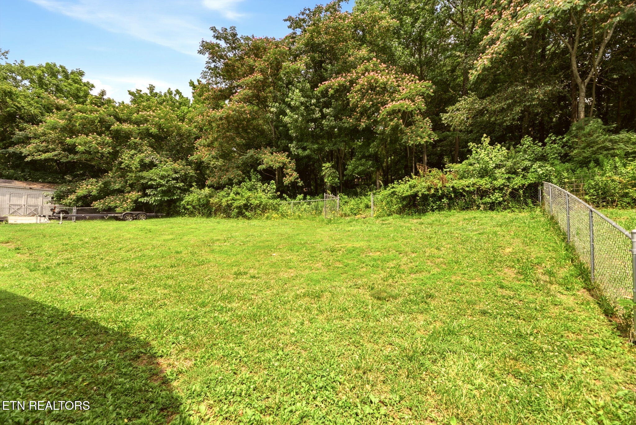 633 Russell Avenue Harriman TN 37748