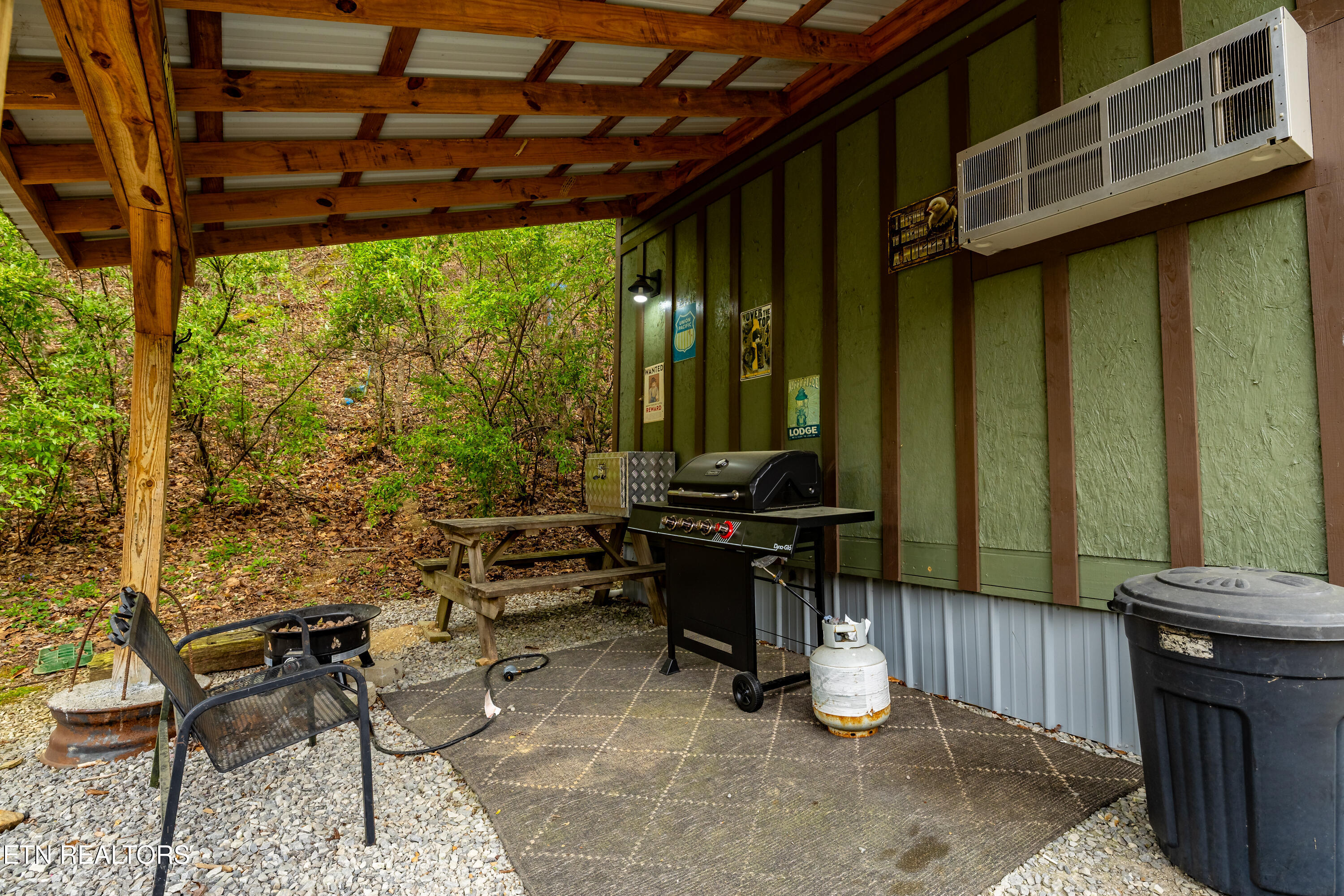 1534 Cove Lane Oliver Springs TN 37840
