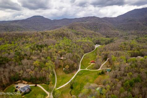 1534 Cove Lane Oliver Springs TN 37840