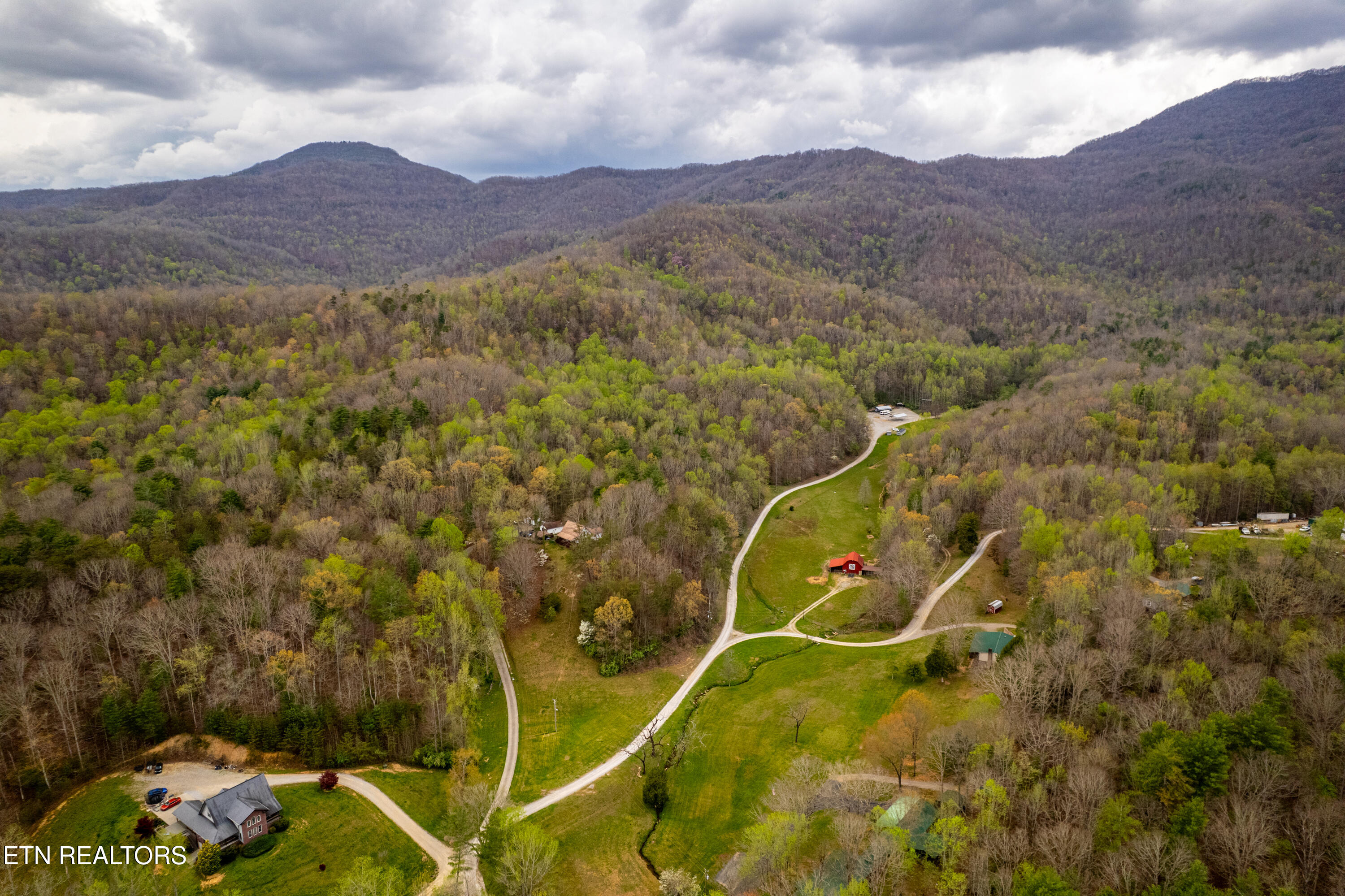 1534 Cove Lane Oliver Springs TN 37840