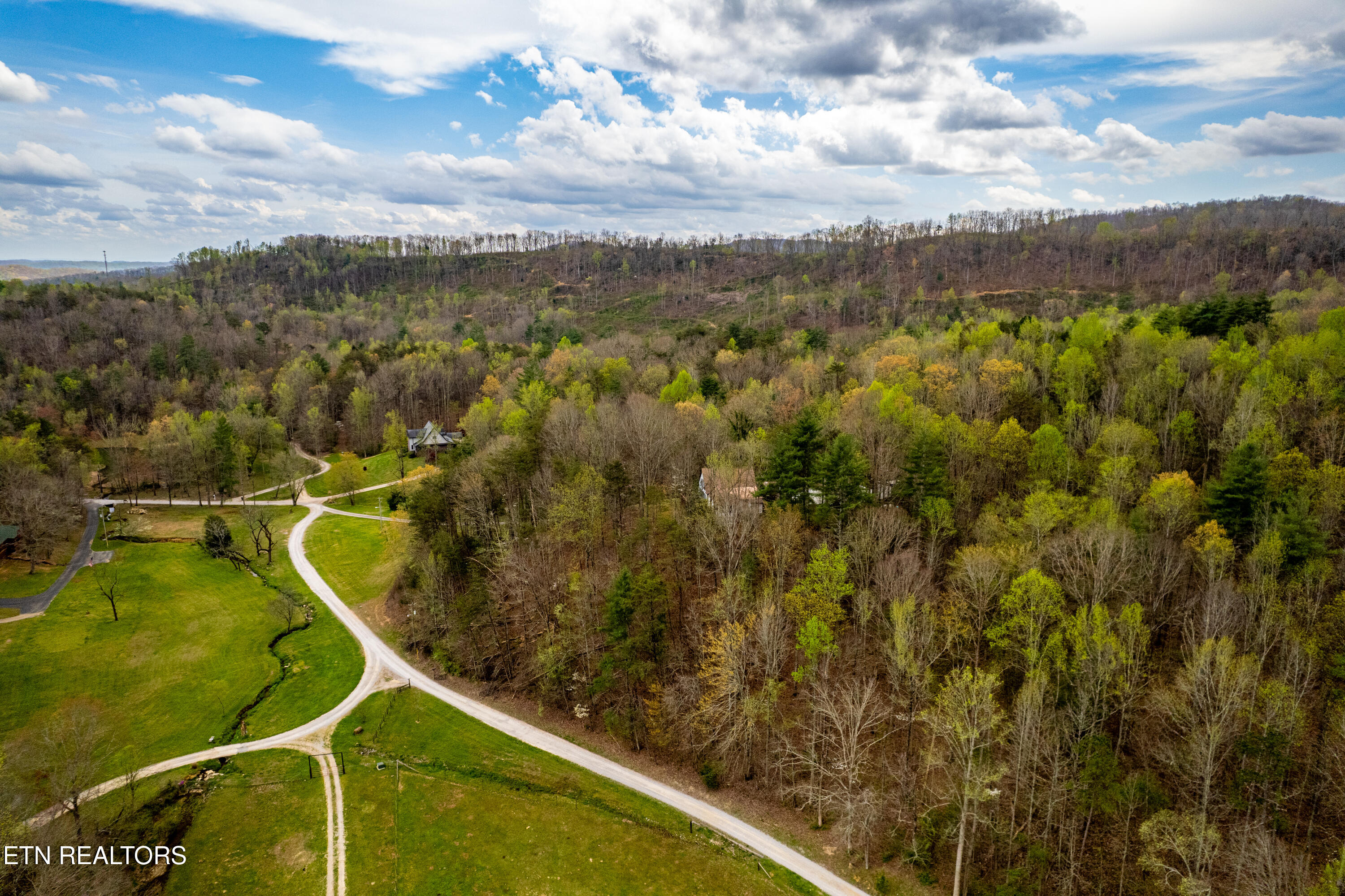 1534 Cove Lane Oliver Springs TN 37840