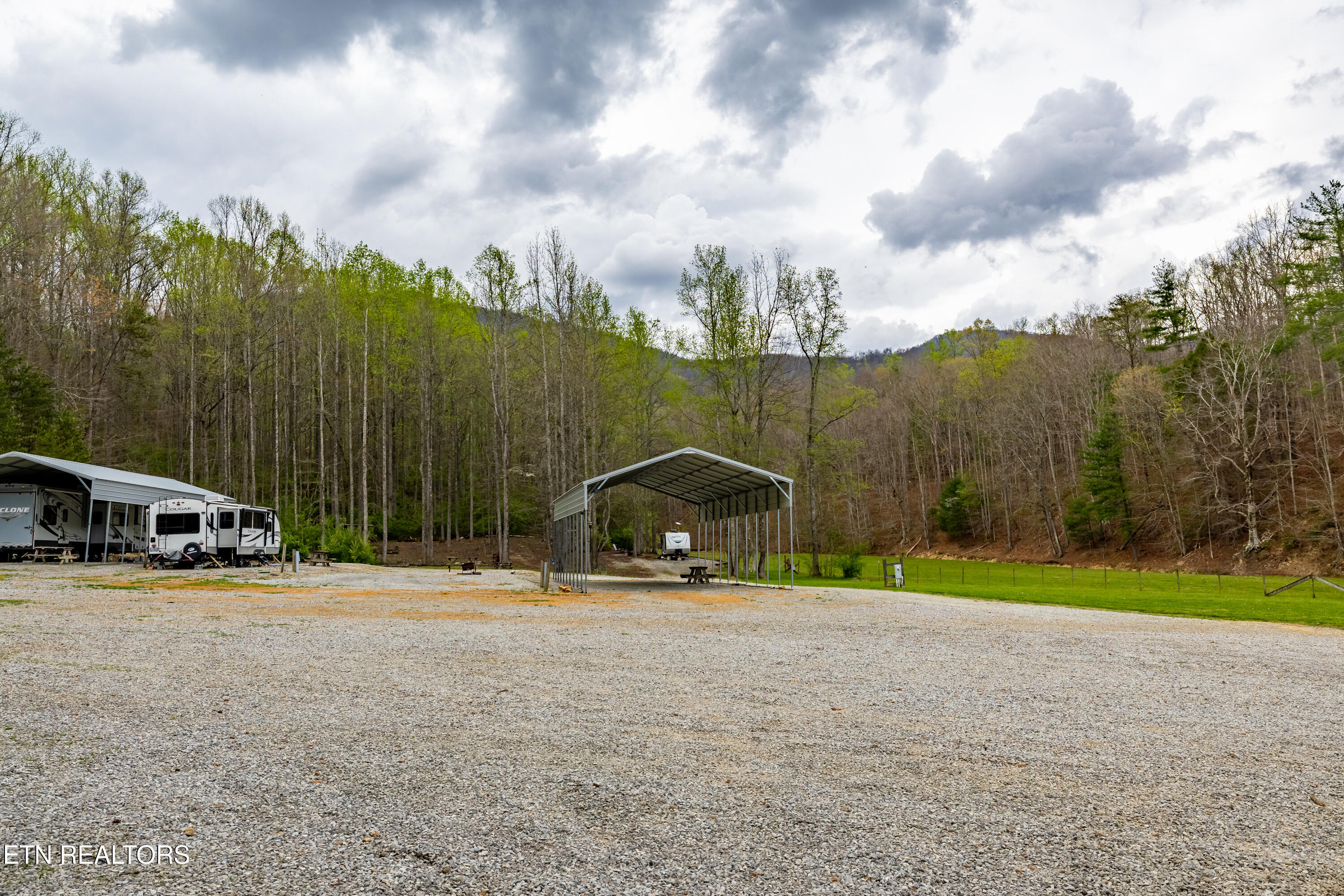 1534 Cove Lane Oliver Springs TN 37840