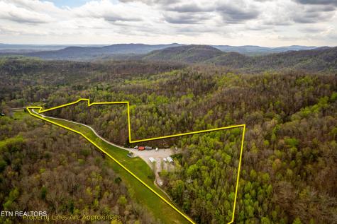 1534 Cove Lane Oliver Springs TN 37840