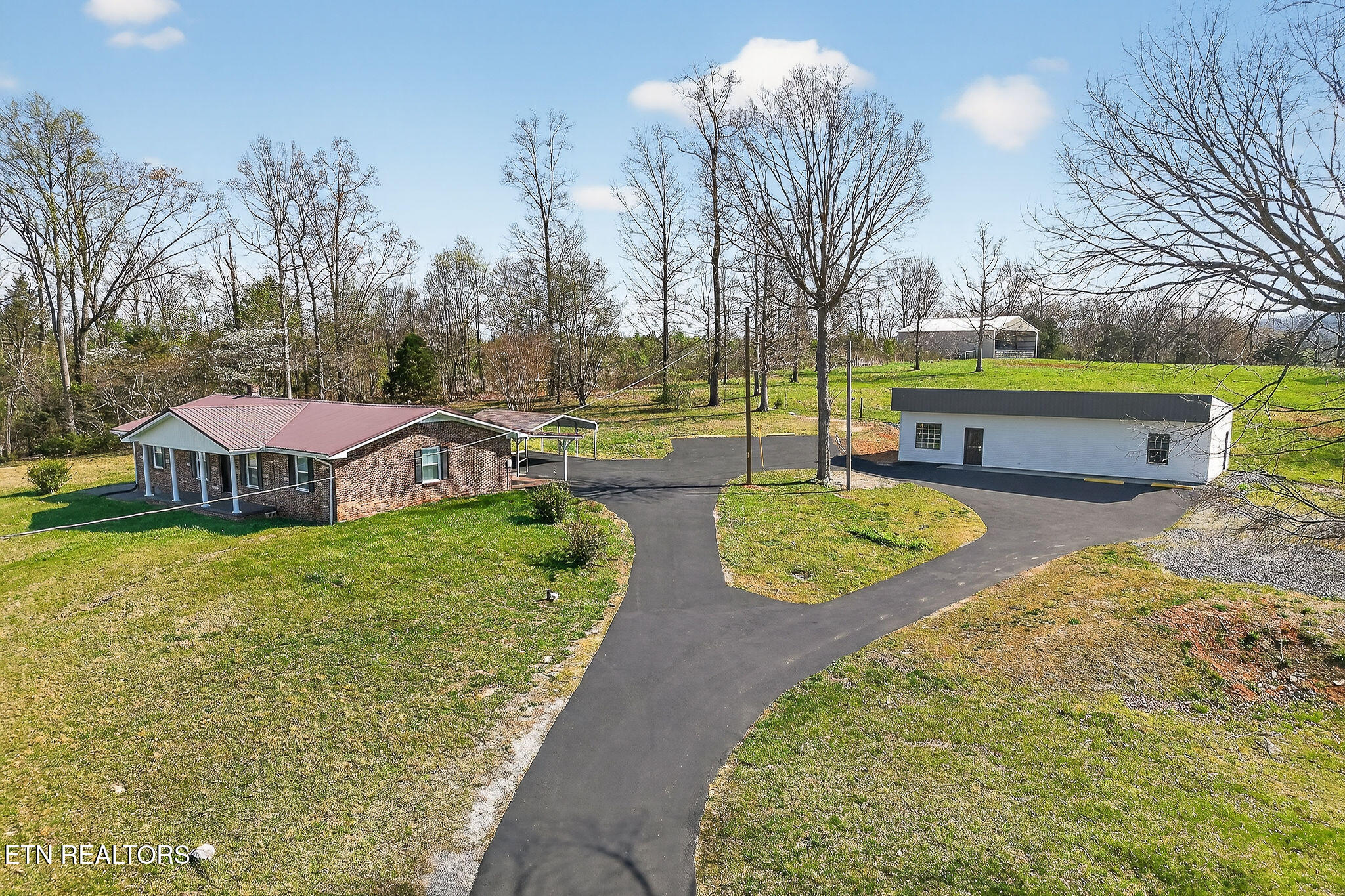 105 E Wilmouth Road Rickman TN 38580
