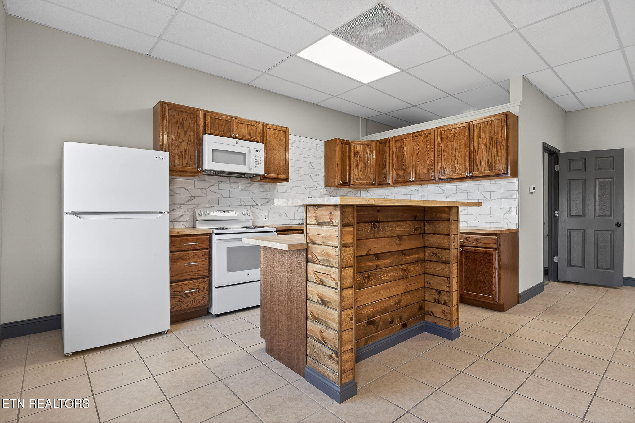 105 E Wilmouth Road Rickman TN 38580