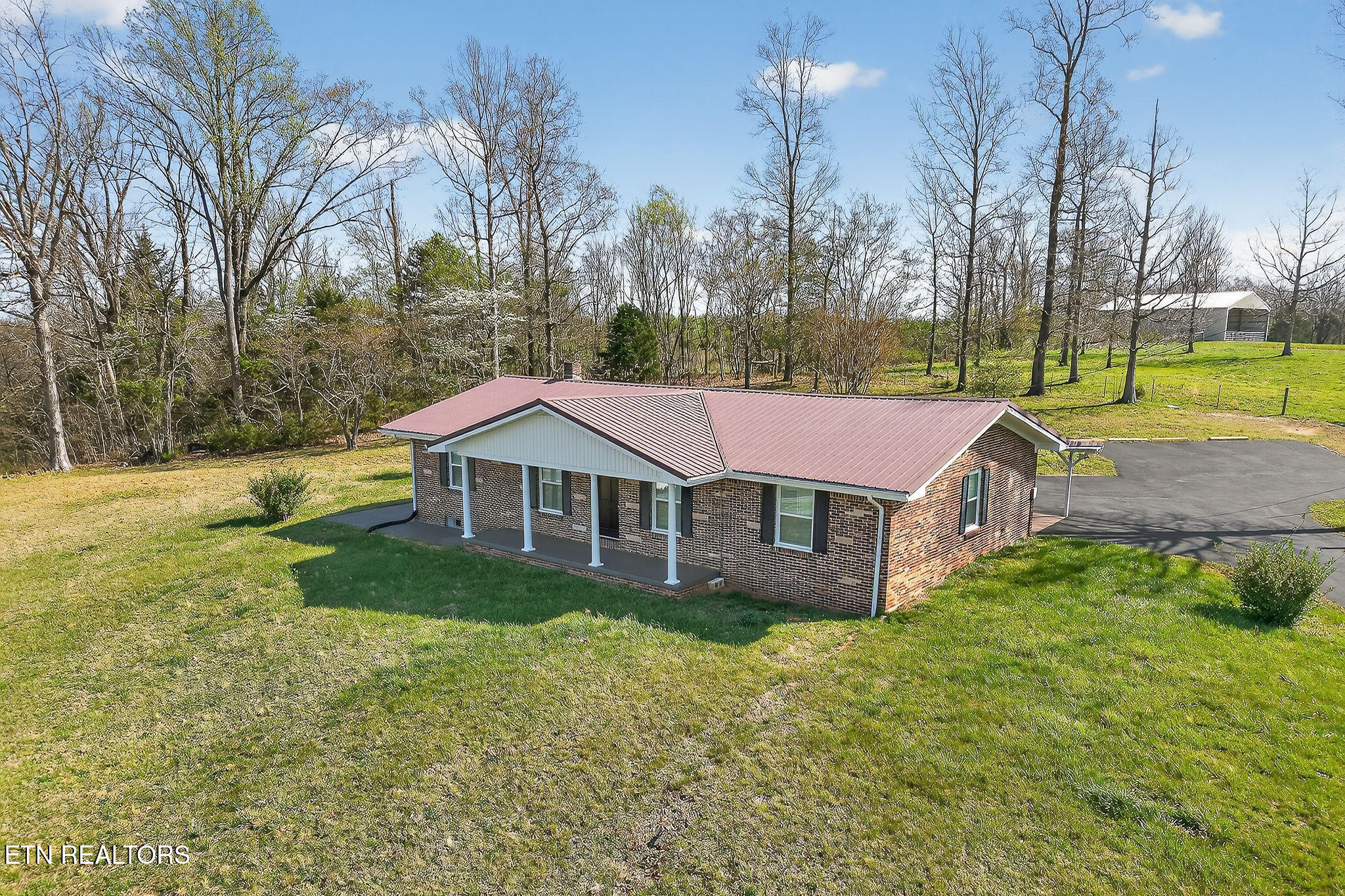 105 E Wilmouth Road Rickman TN 38580
