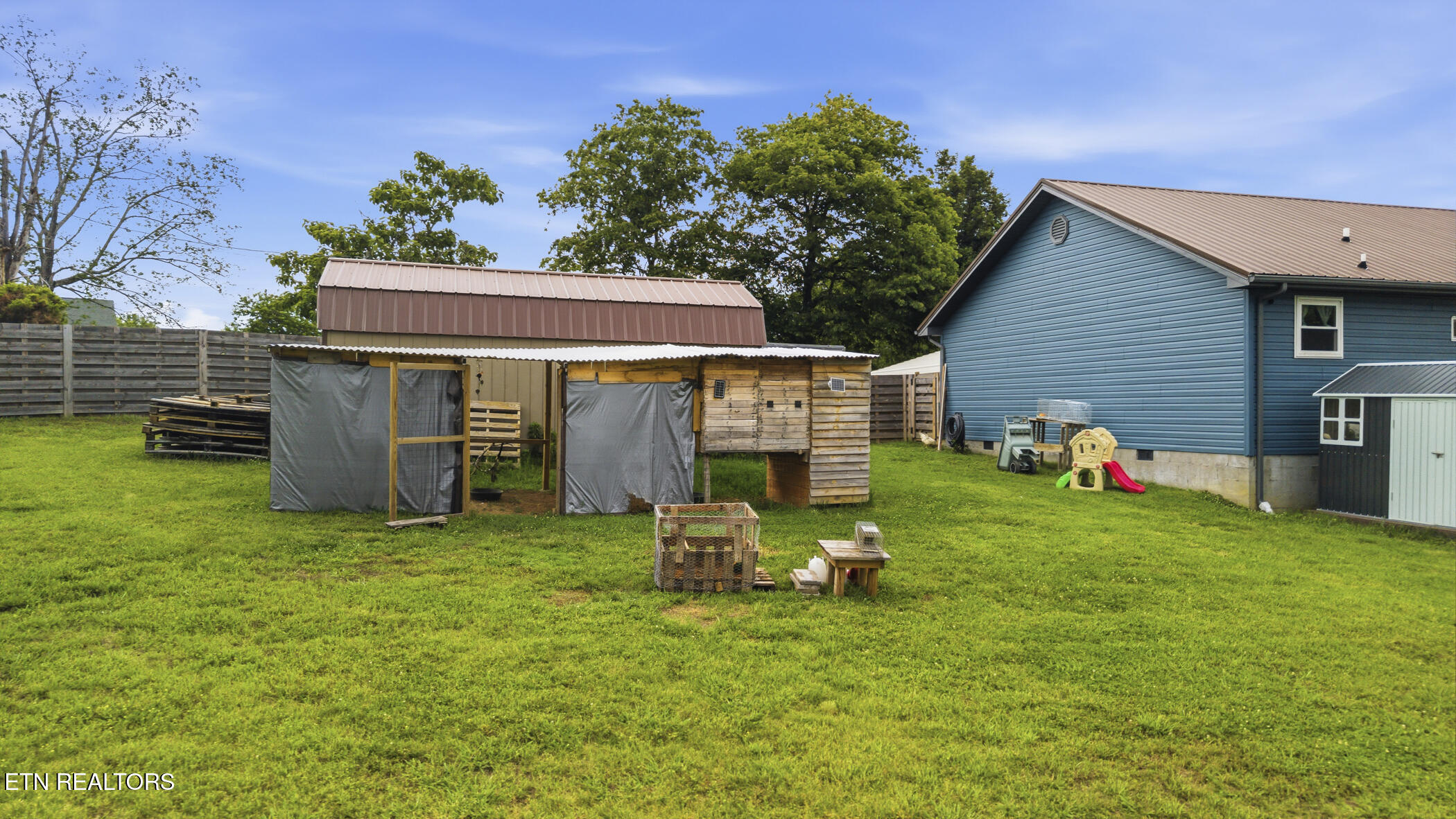 215 Carr Road Seymour TN 37865