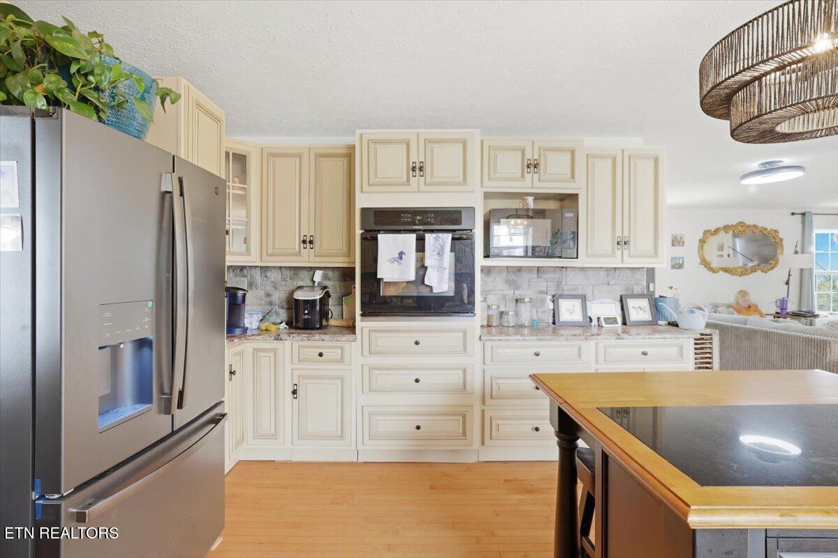 365 Young Lane Tazewell TN 37879