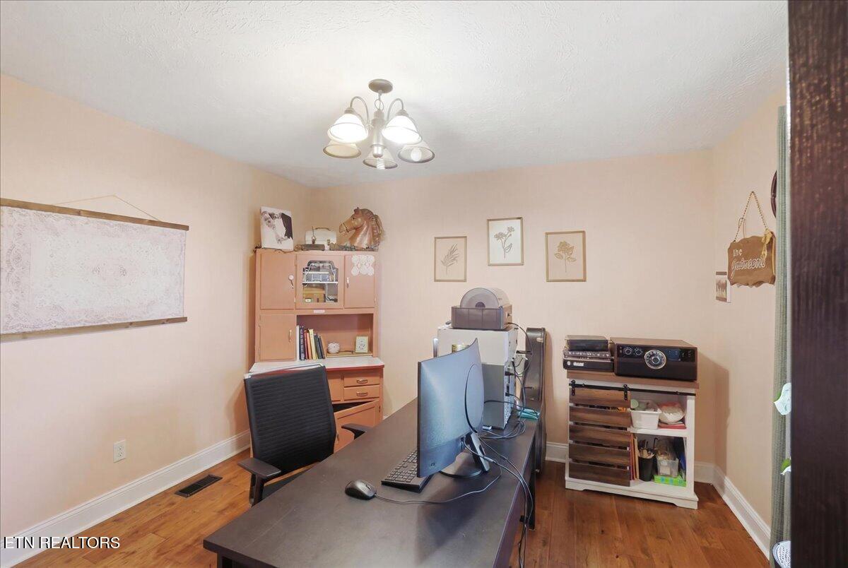 365 Young Lane Tazewell TN 37879