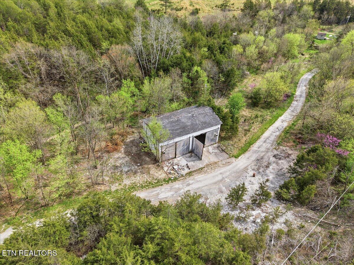 365 Young Lane Tazewell TN 37879