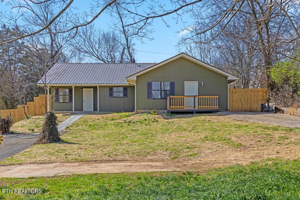 104 Pine Street Athens TN 37303