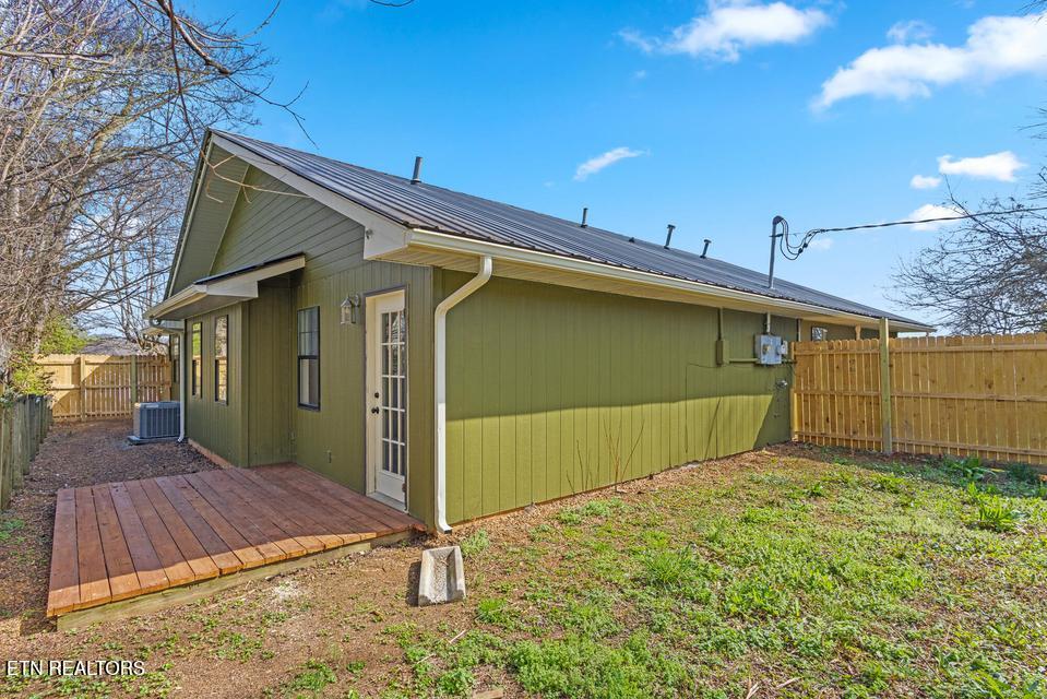 104 Pine Street Athens TN 37303