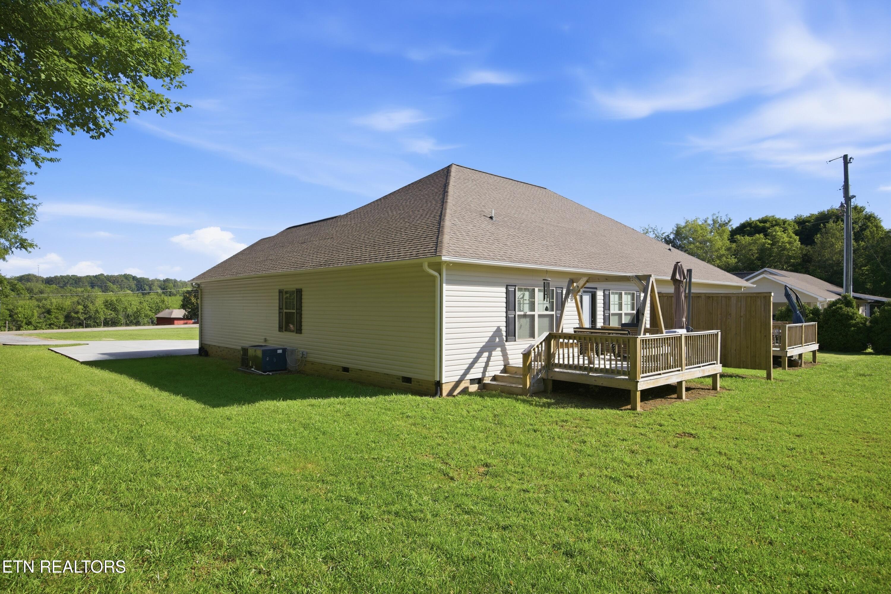 2753/2755 Highway 39w Athens TN 37303