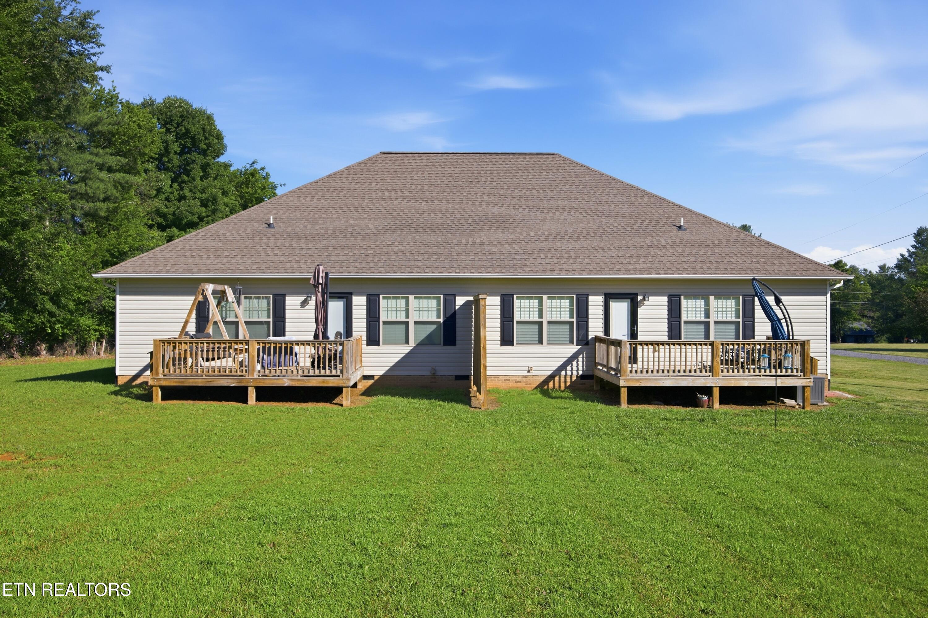 2753/2755 Highway 39w Athens TN 37303
