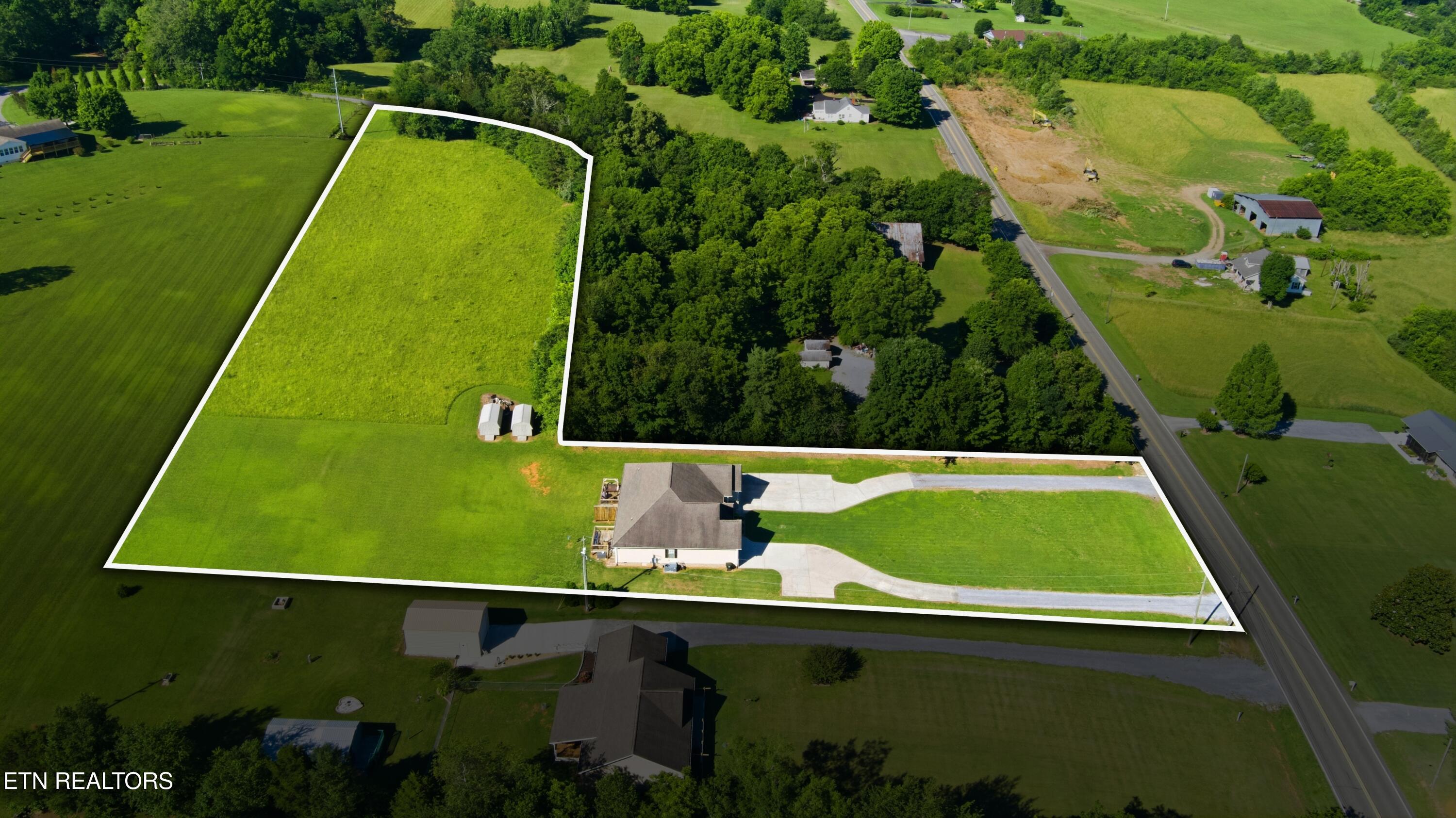 2753/2755 Highway 39w Athens TN 37303