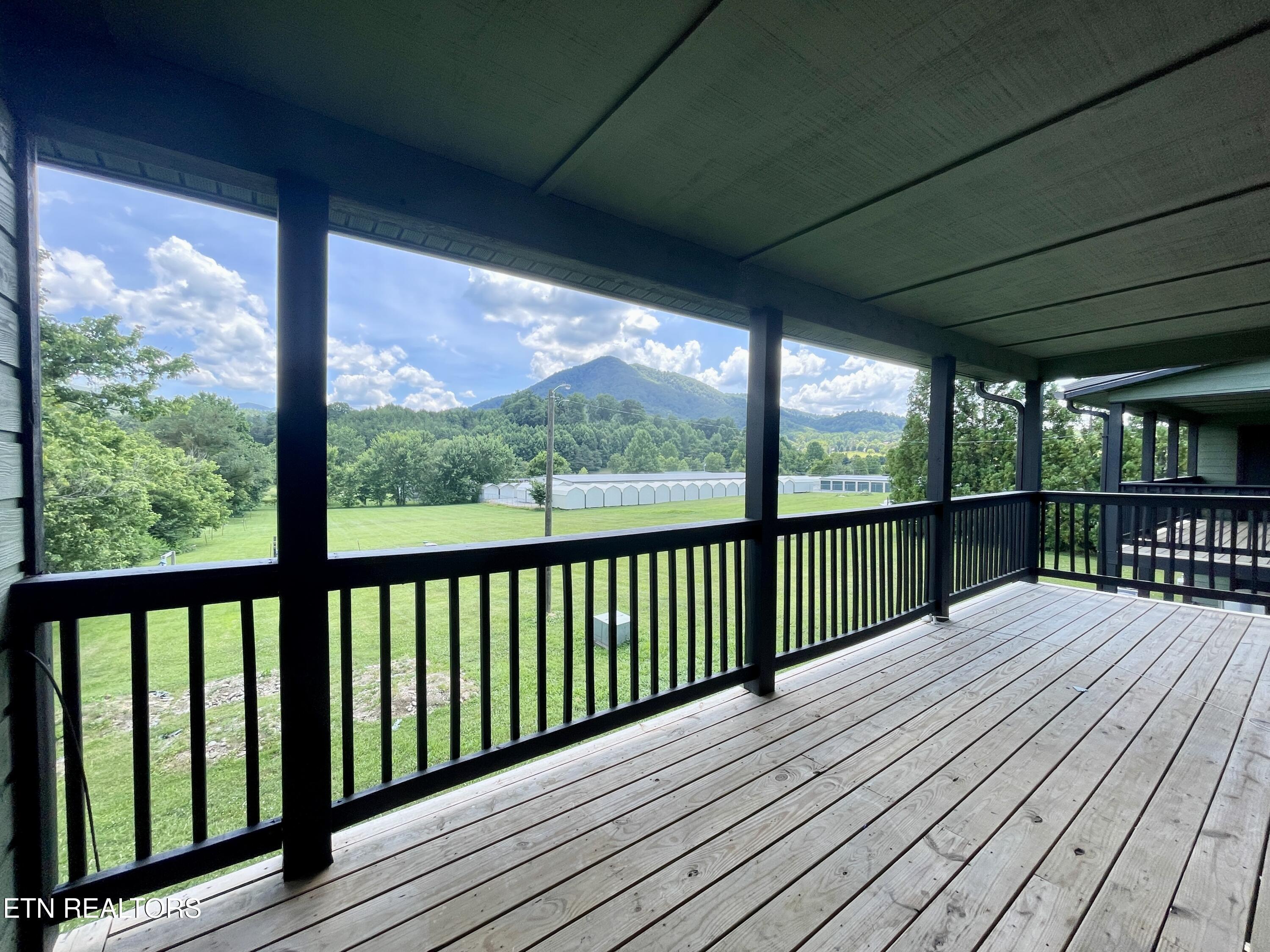 3769-3771 Wears Valley Road Sevierville TN 37862
