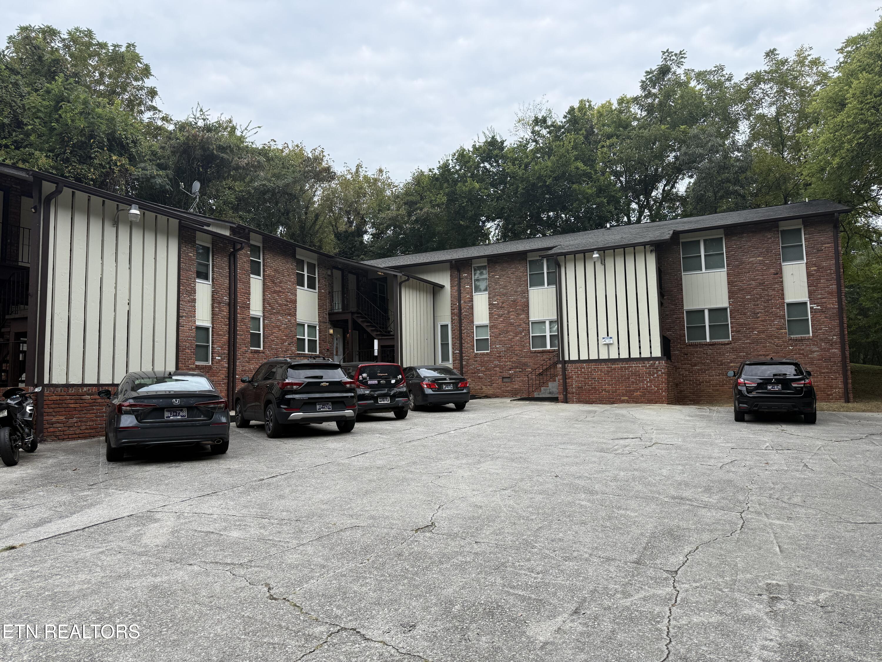 5525 Jacksboro Pike Knoxville TN 37918