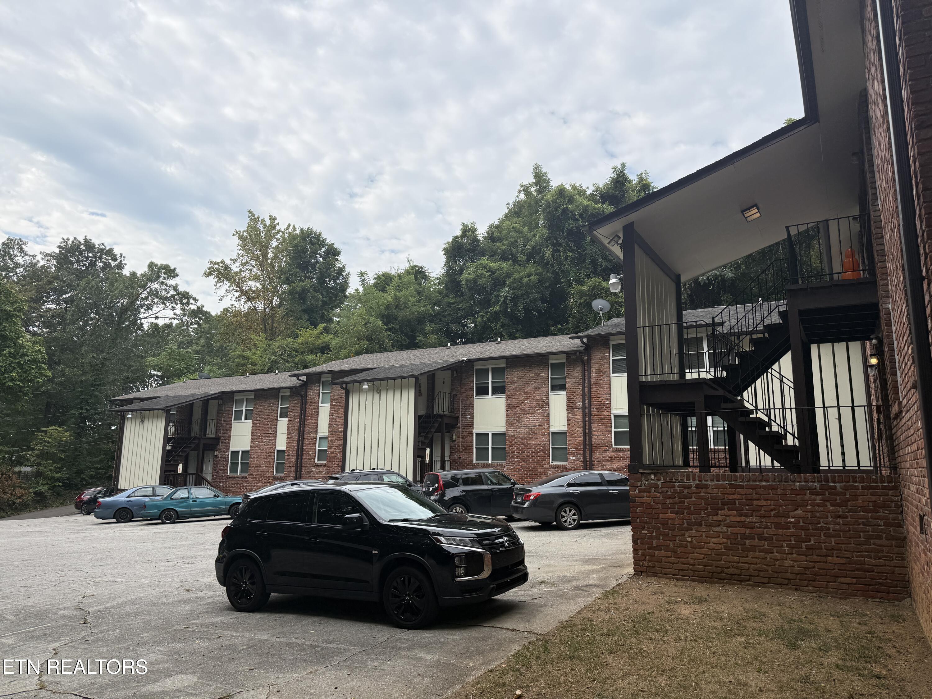 5525 Jacksboro Pike Knoxville TN 37918