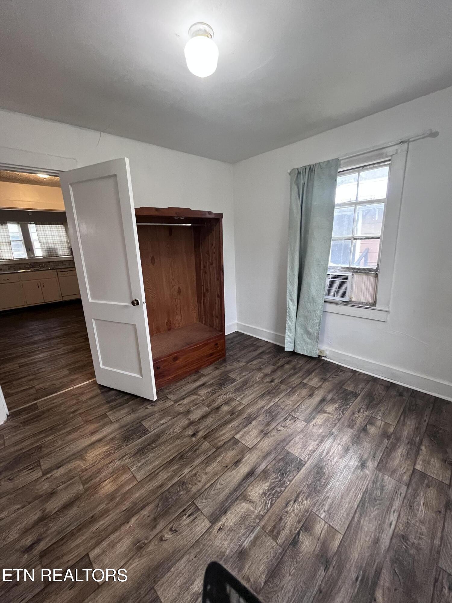 227 Henderson Avenue Sevierville TN 37862