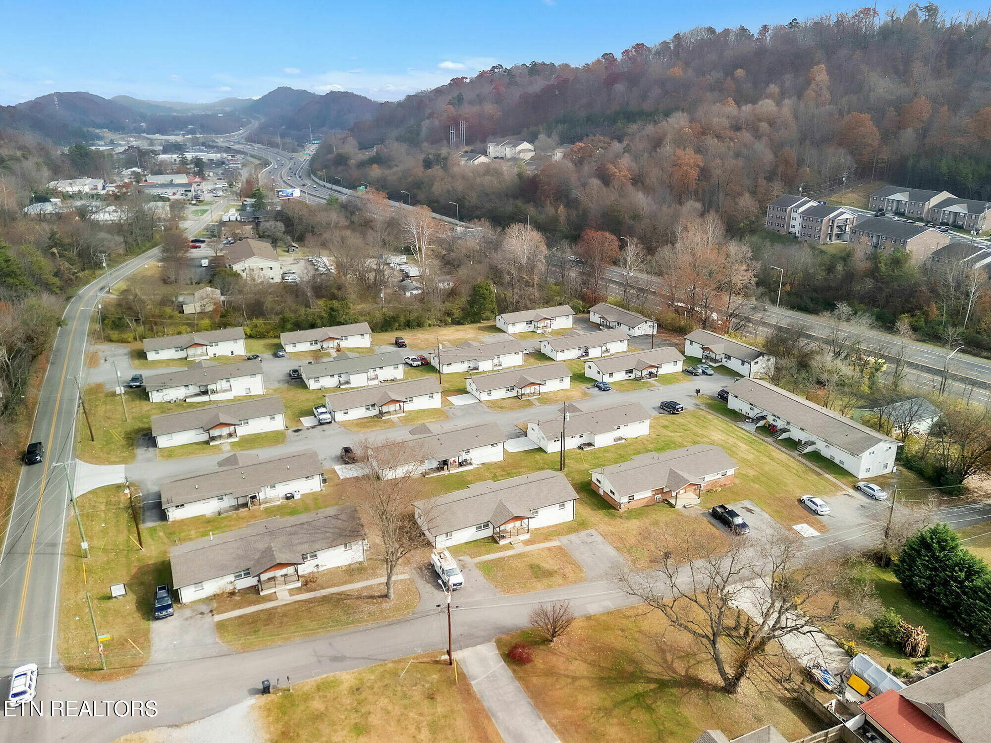 Knoxville TN, 1900 Dutch Valley Drive NE