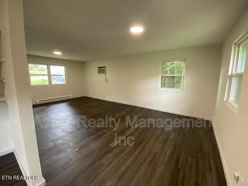 221 Pattie Gap Road Philadelphia TN 37846