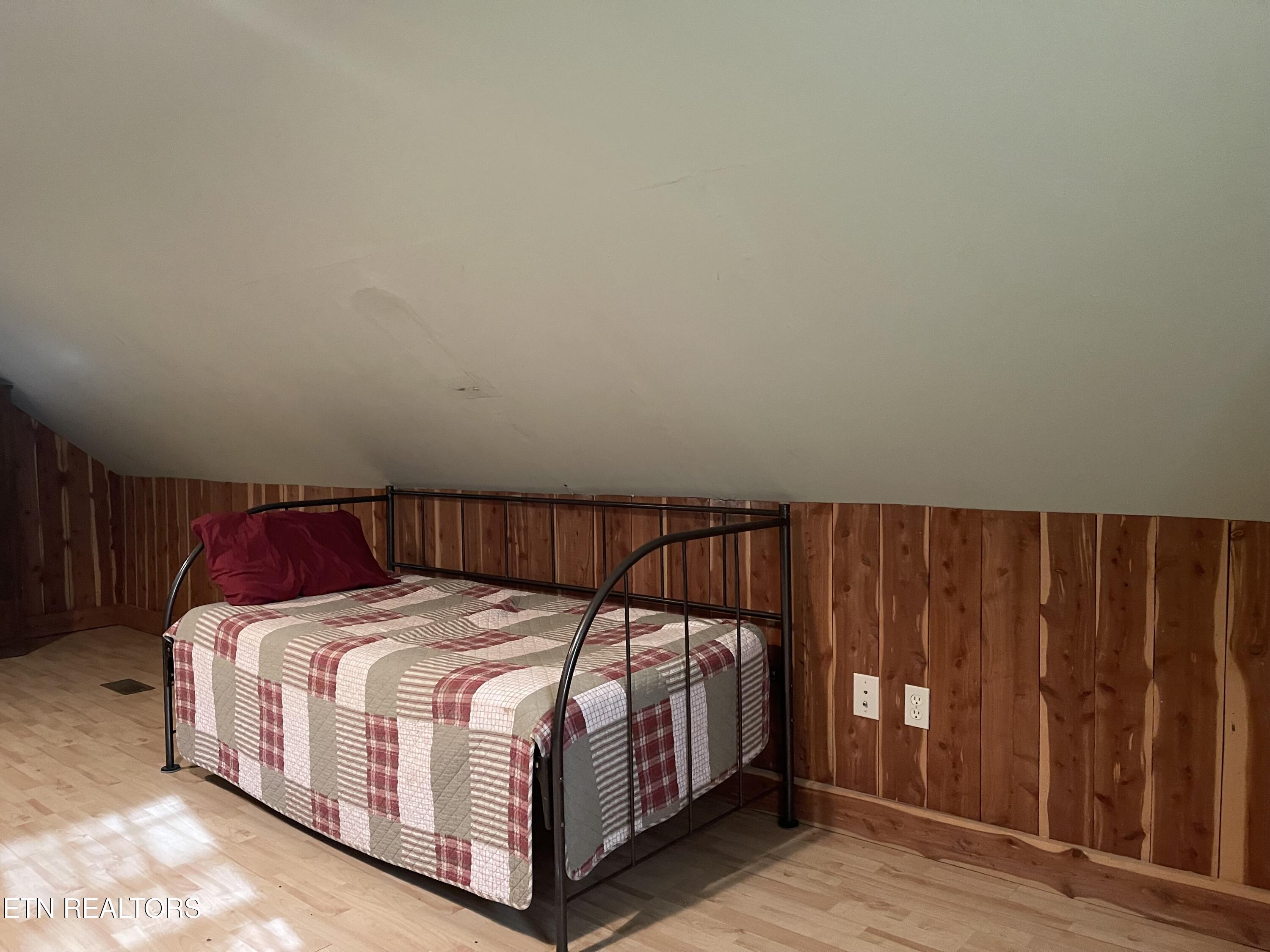 5901 New River Highway Briceville TN 37710